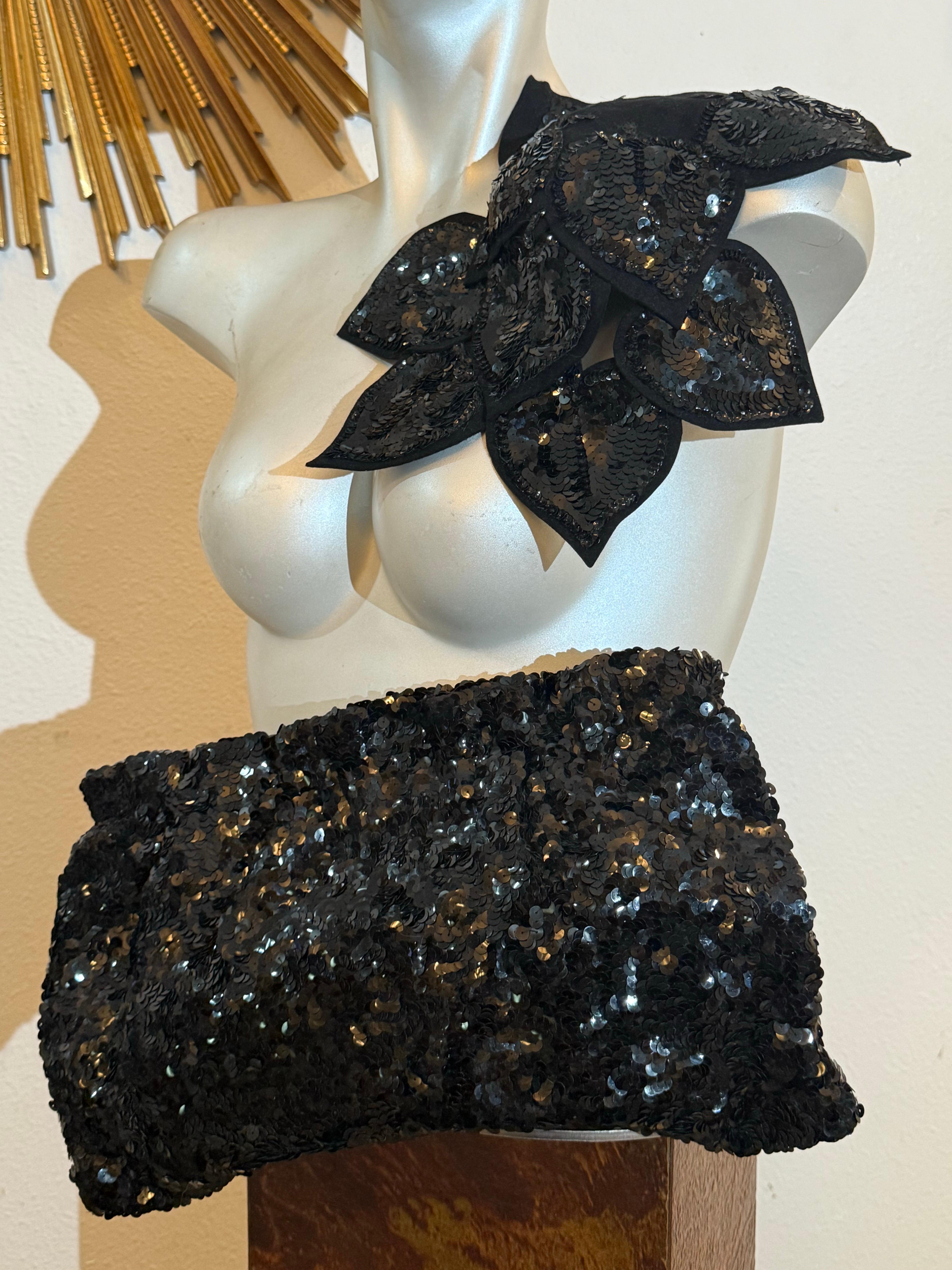 1940s Helen Leibert - Tappé Hat Black Felt Blossom Sequin Hat & Matching Clutch For Sale 7