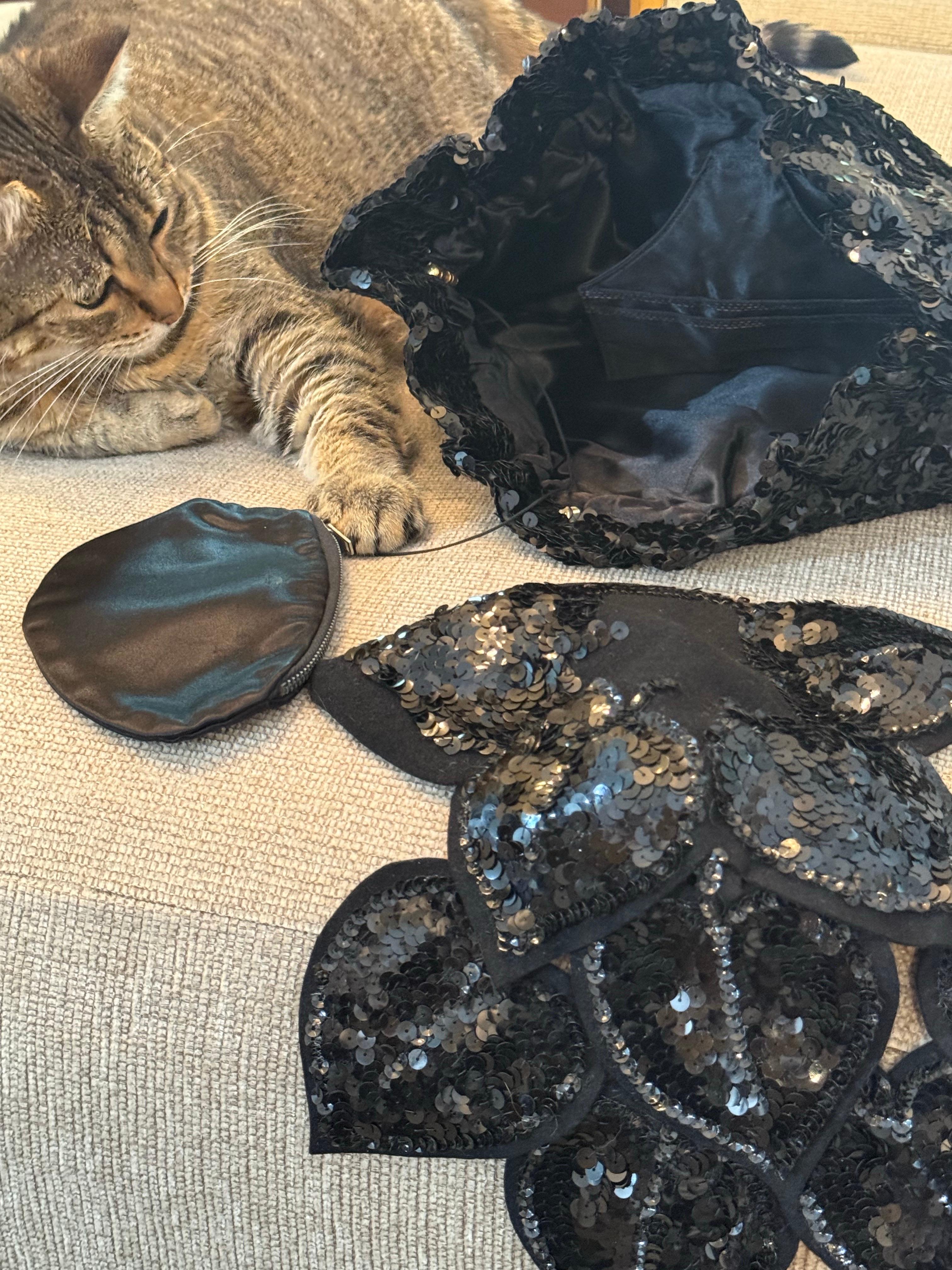1940s Helen Leibert - Tappé Hat Black Felt Blossom Sequin Hat & Matching Clutch For Sale 9