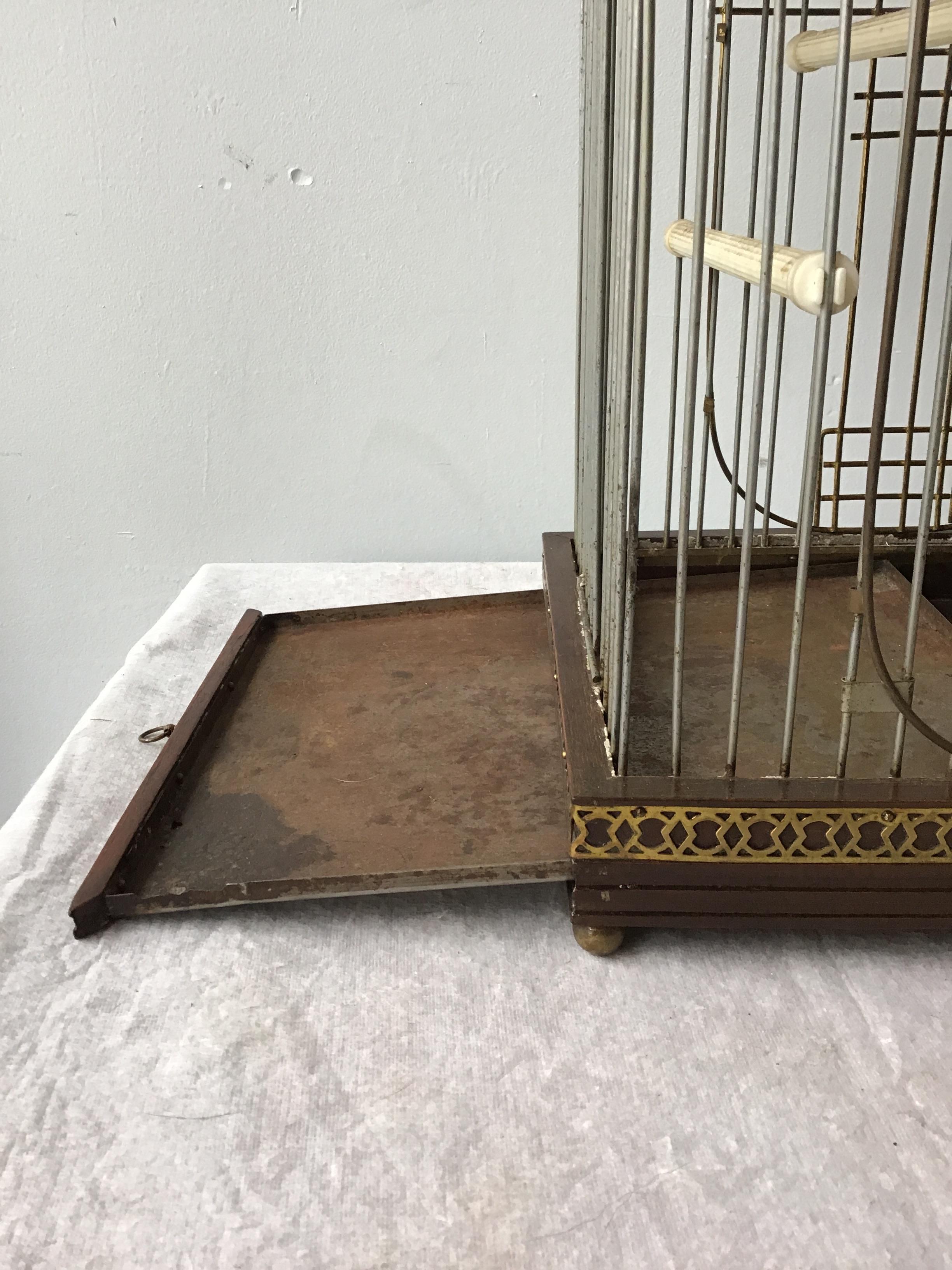 1940s Hendryx Pagoda Bird Cage 3