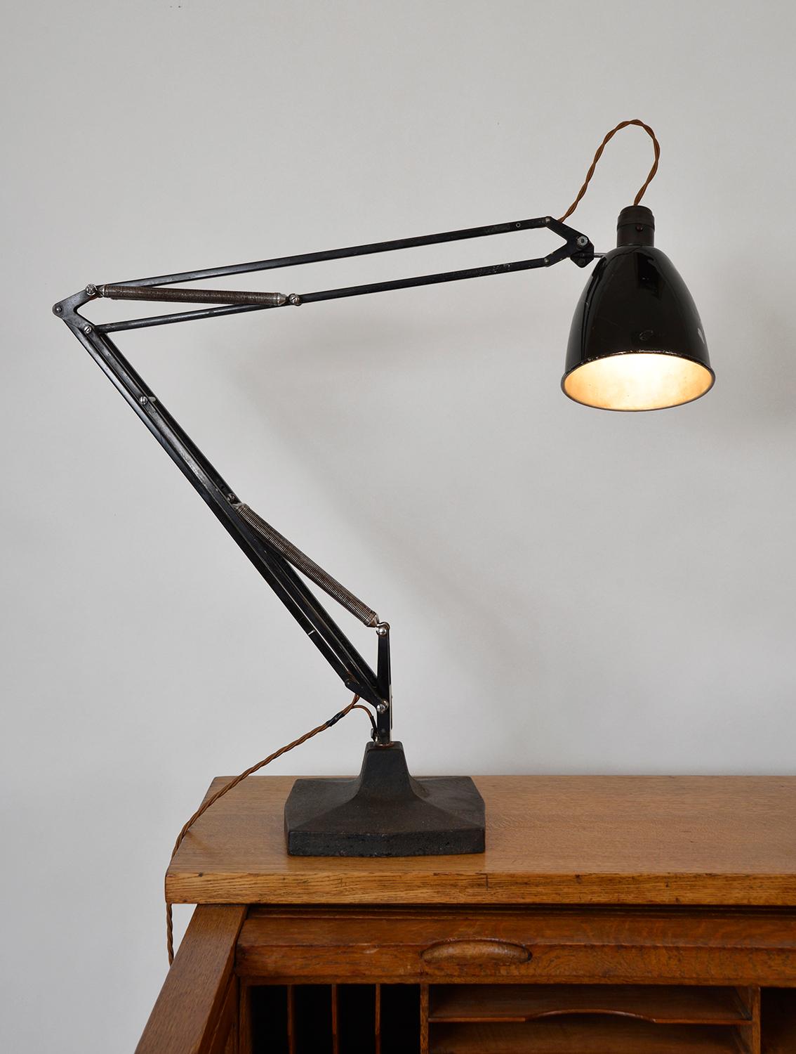 Aluminum 1940s Herbert Terry Anglepoise Draughtsman's Task Desk Lamp No 1209 Industrial For Sale