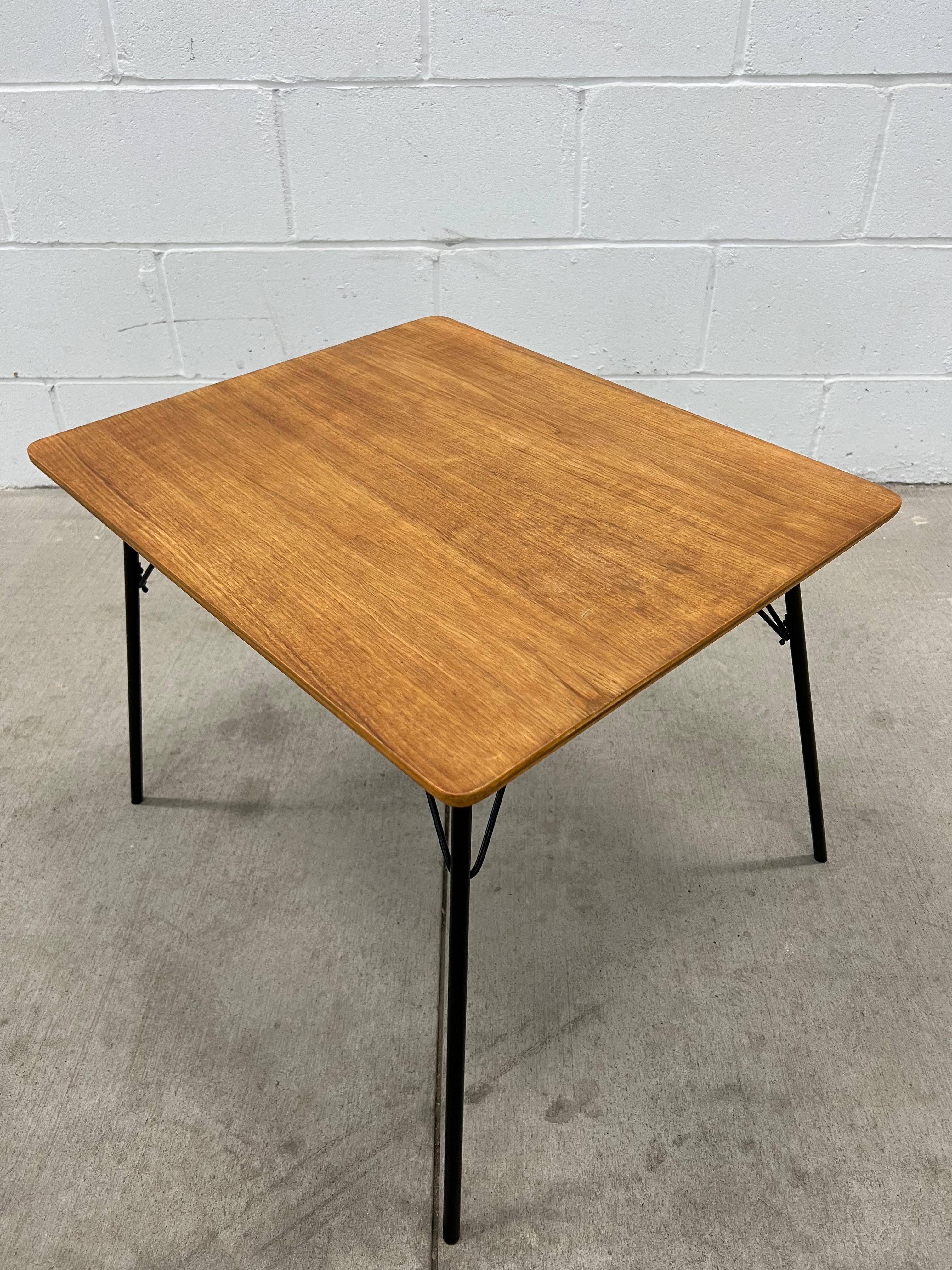 American 1940s Herman Miller Ray and Charles Eames IT-1 Incidental Table in Walnut