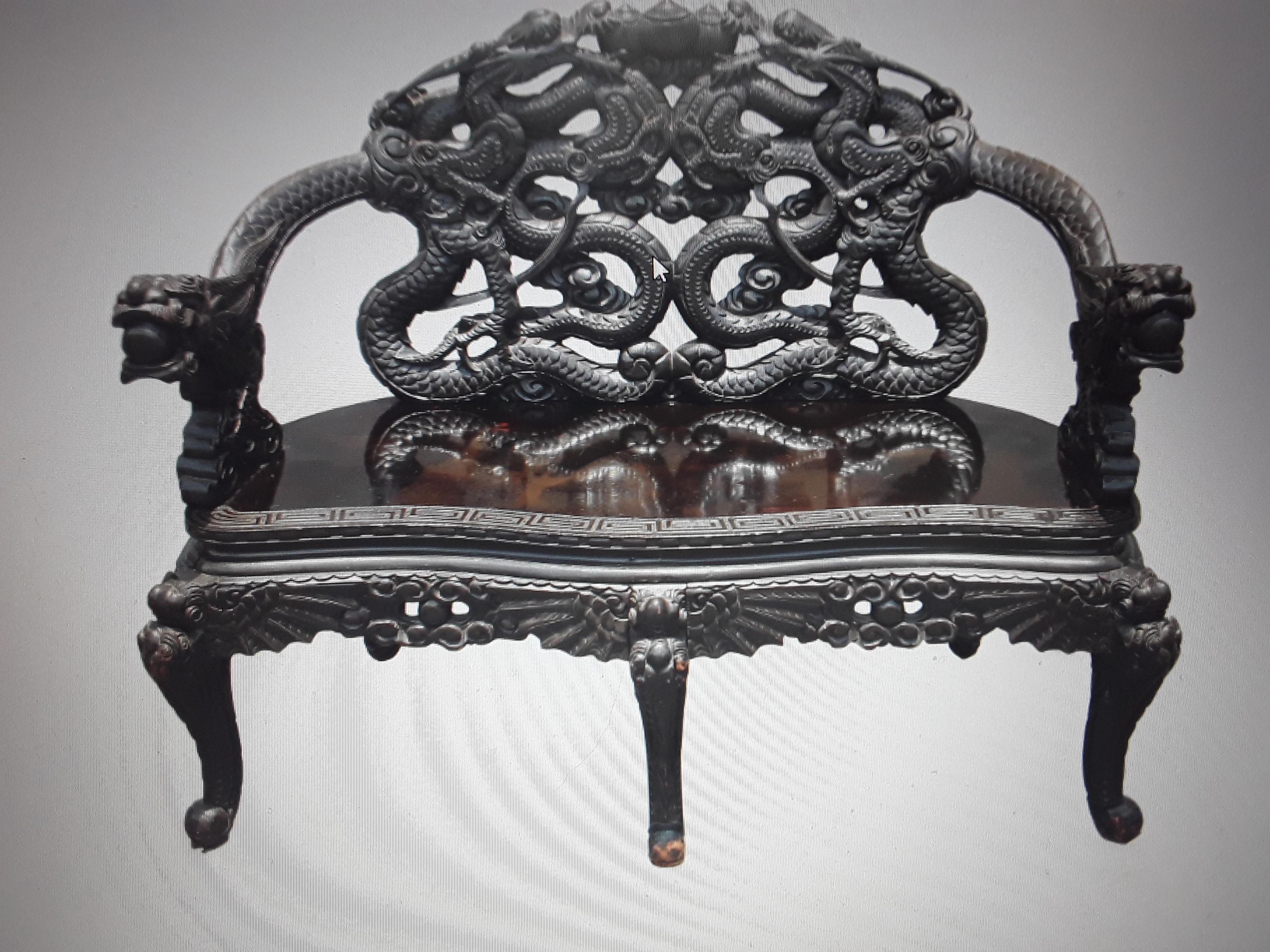 1940s Hollywood Regench Carved and Ebonized Wood Sitting Bench Chinoiserie/Asian For Sale 12