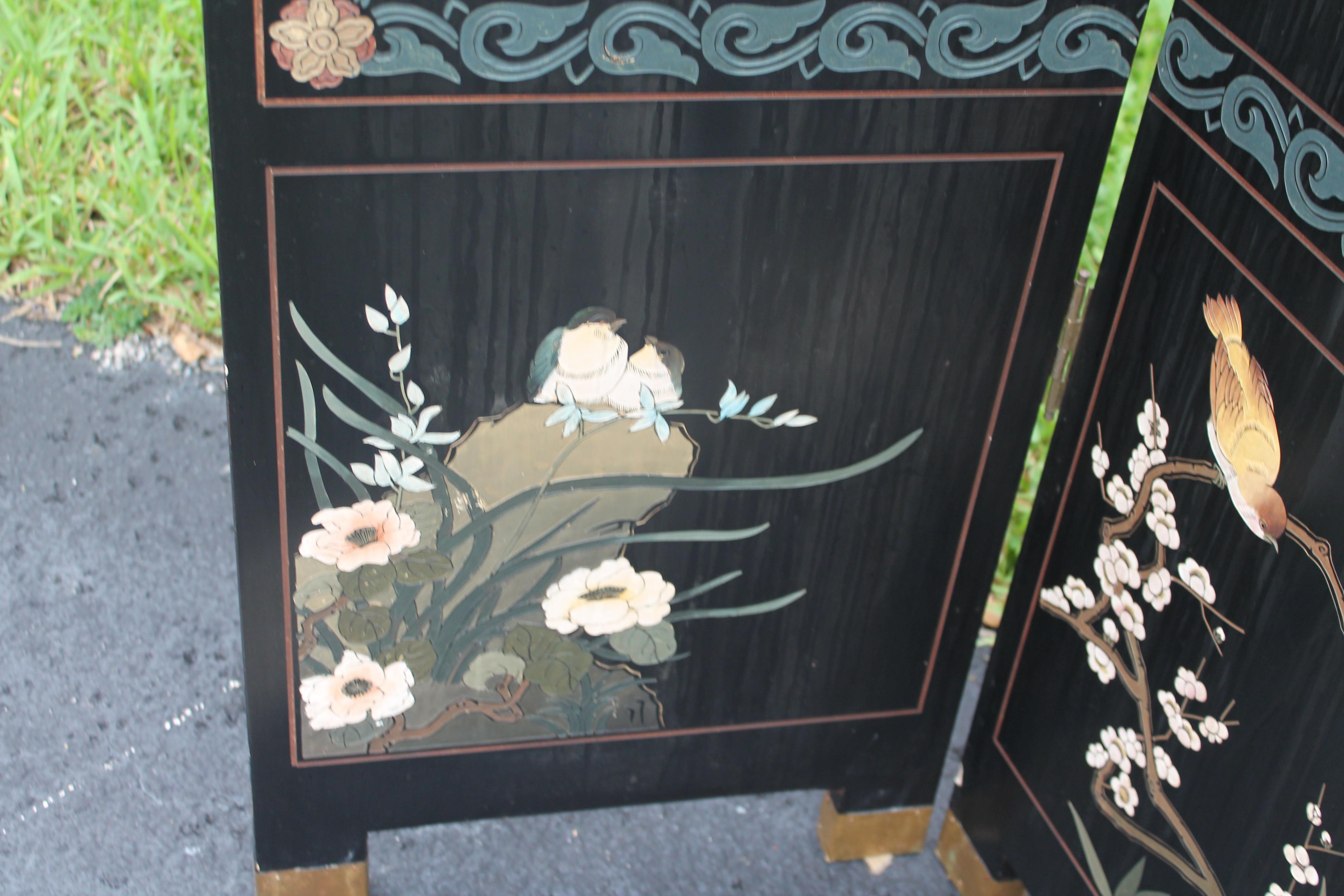 1940's Hollywood Regency Chinoiserie Asian 6 Panel Room Dividing Screen For Sale 4