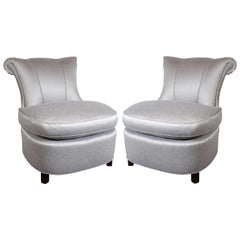 Dorothy Draper chaises pantoufles grises Hollywood Regency des années 1940
