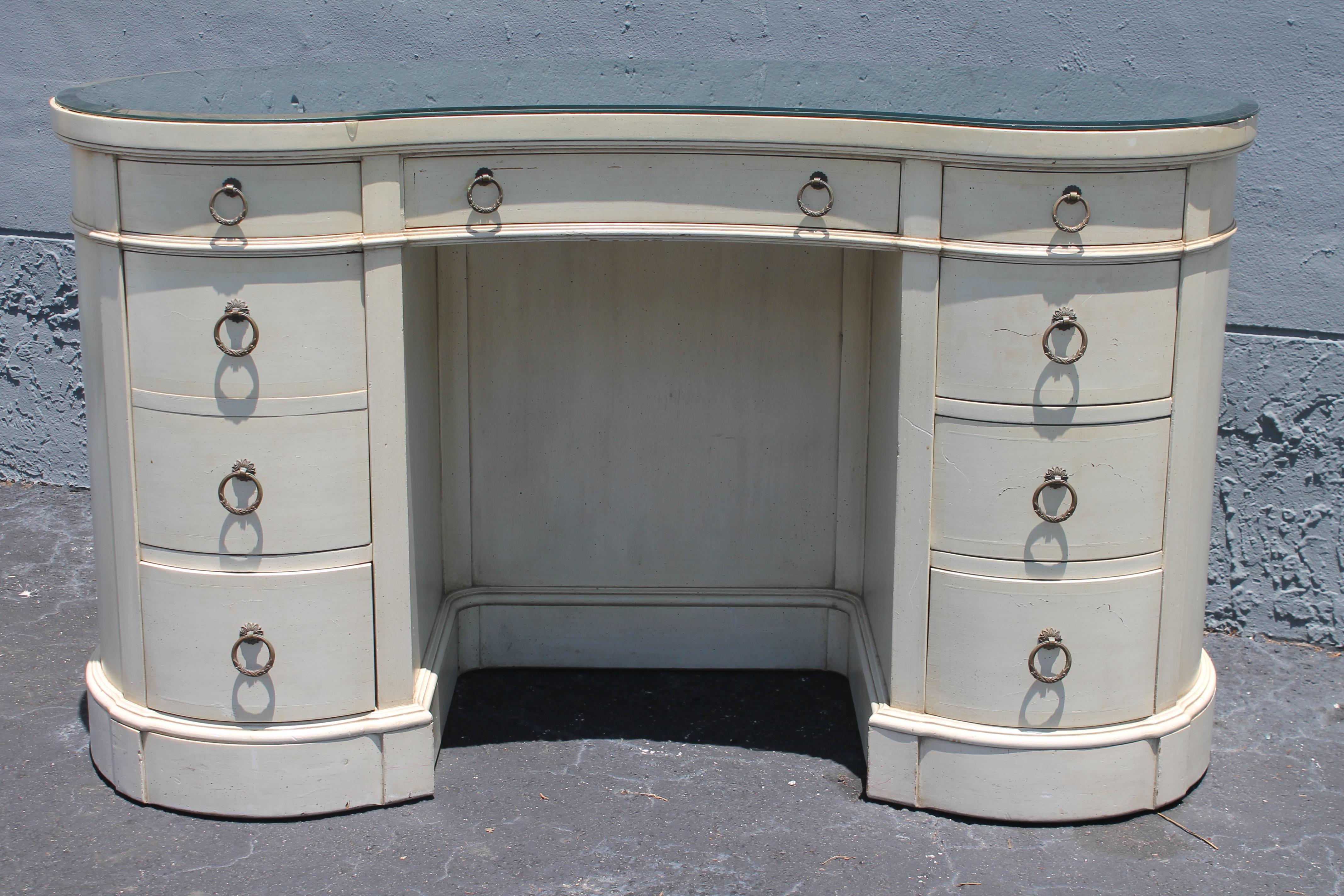 1940s Hollywood Regency Ladies Kidney Shaped Writing Desk -Finished in the Round For Sale 8