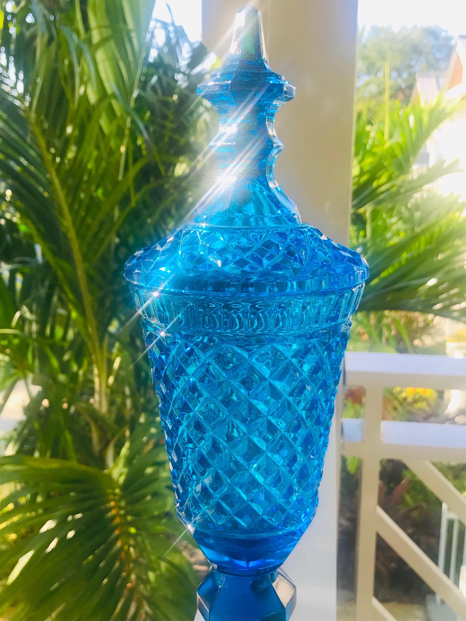 American 1940s Hollywood Regency Lidded Vase Jar in Vibrant Aqua Faceted Glass