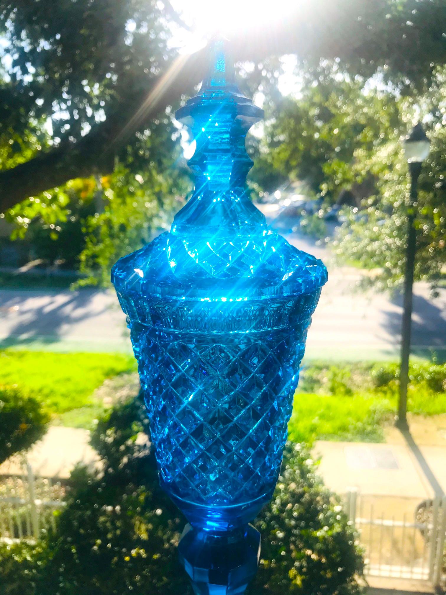 Art Glass 1940s Hollywood Regency Lidded Vase Jar in Vibrant Aqua Faceted Glass
