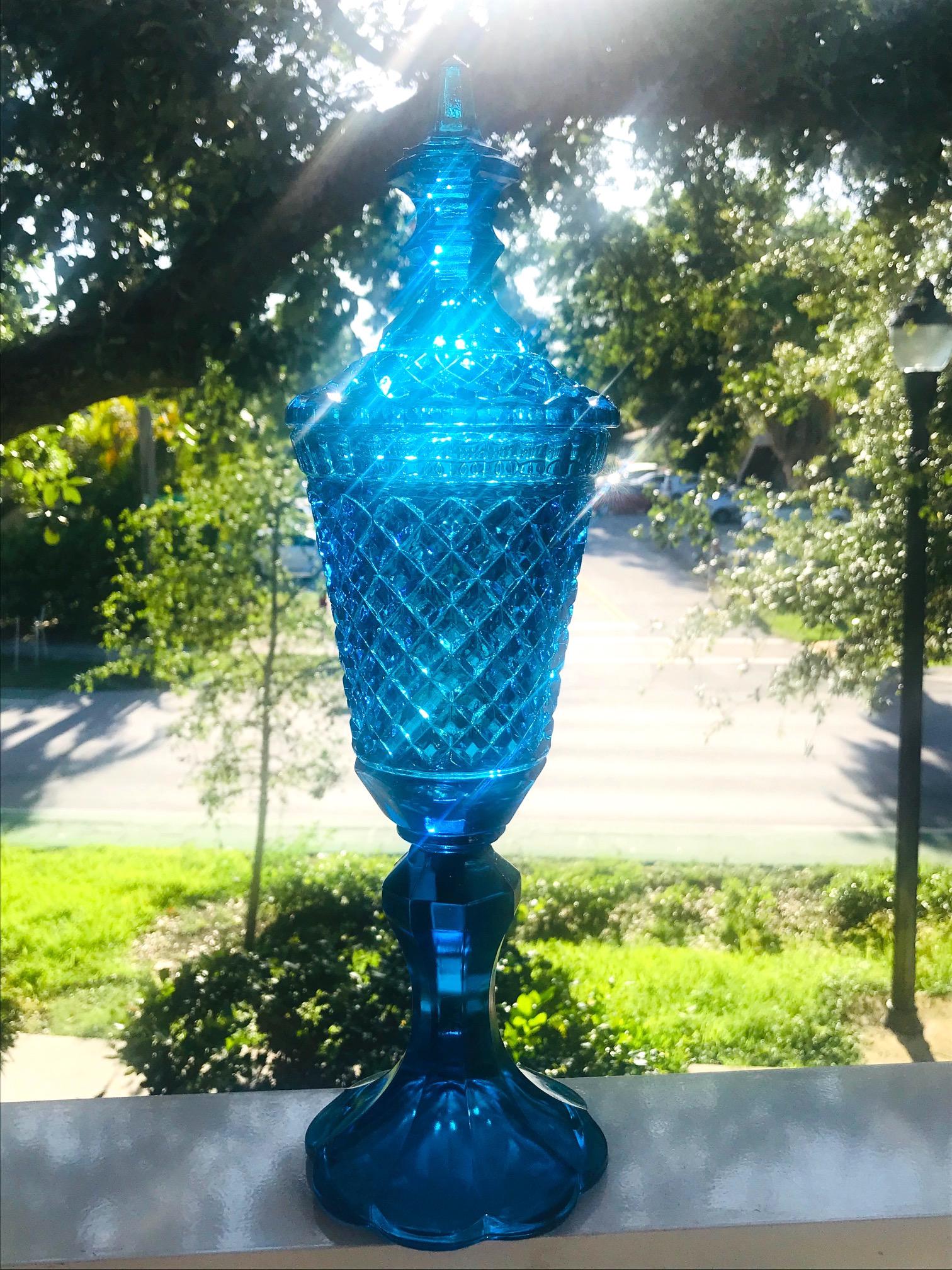 1940s Hollywood Regency Lidded Vase Jar in Vibrant Aqua Faceted Glass 1