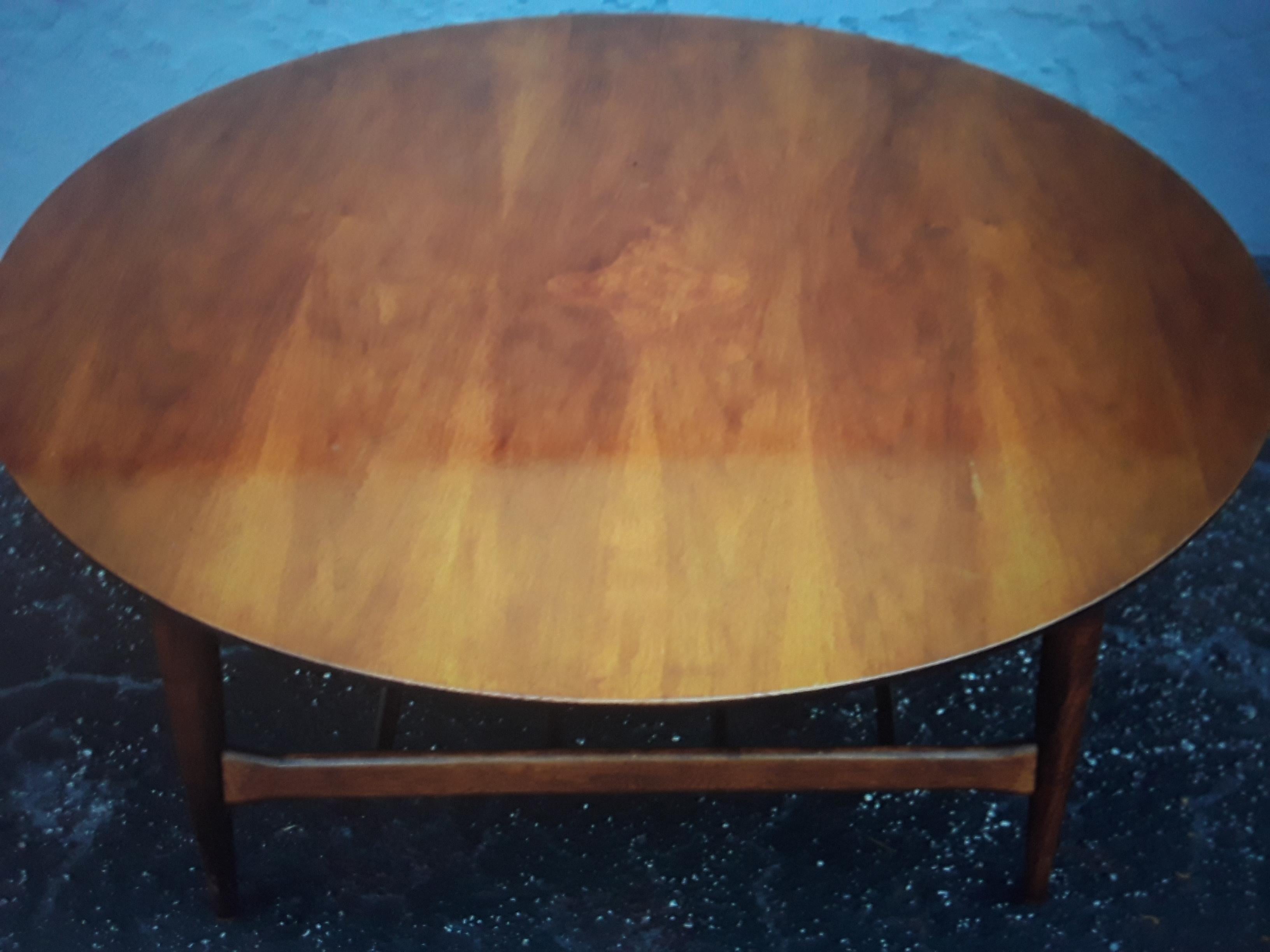 1940s Hollywood Regency Mahogany Coffee/ Cocktail Table  For Sale 5