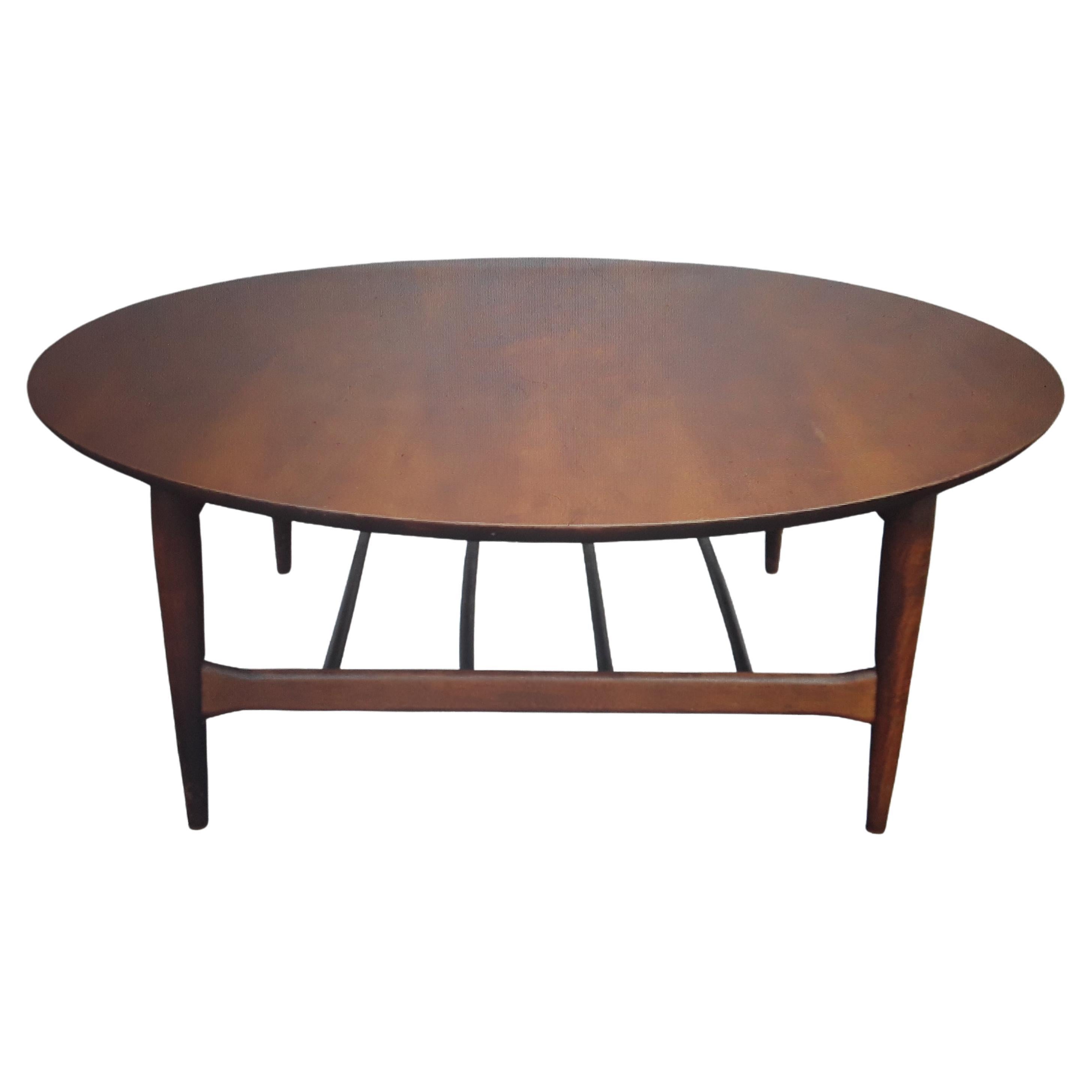 1940s Hollywood Regency Mahogany Coffee/ Cocktail Table  For Sale