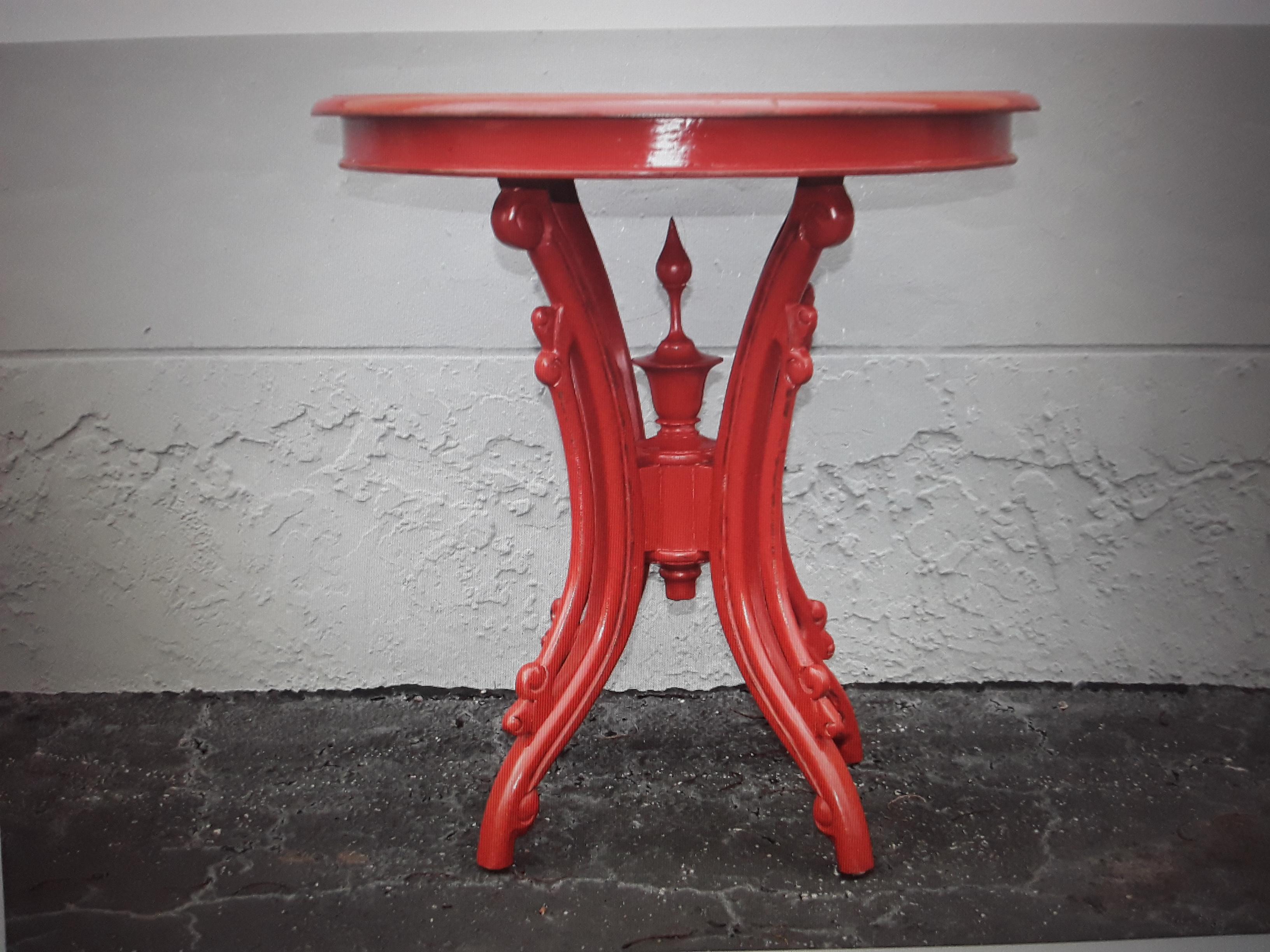 Mid-20th Century 1940's Hollywood Regency Original Red Color Occasional/ Accent/ Side Table For Sale