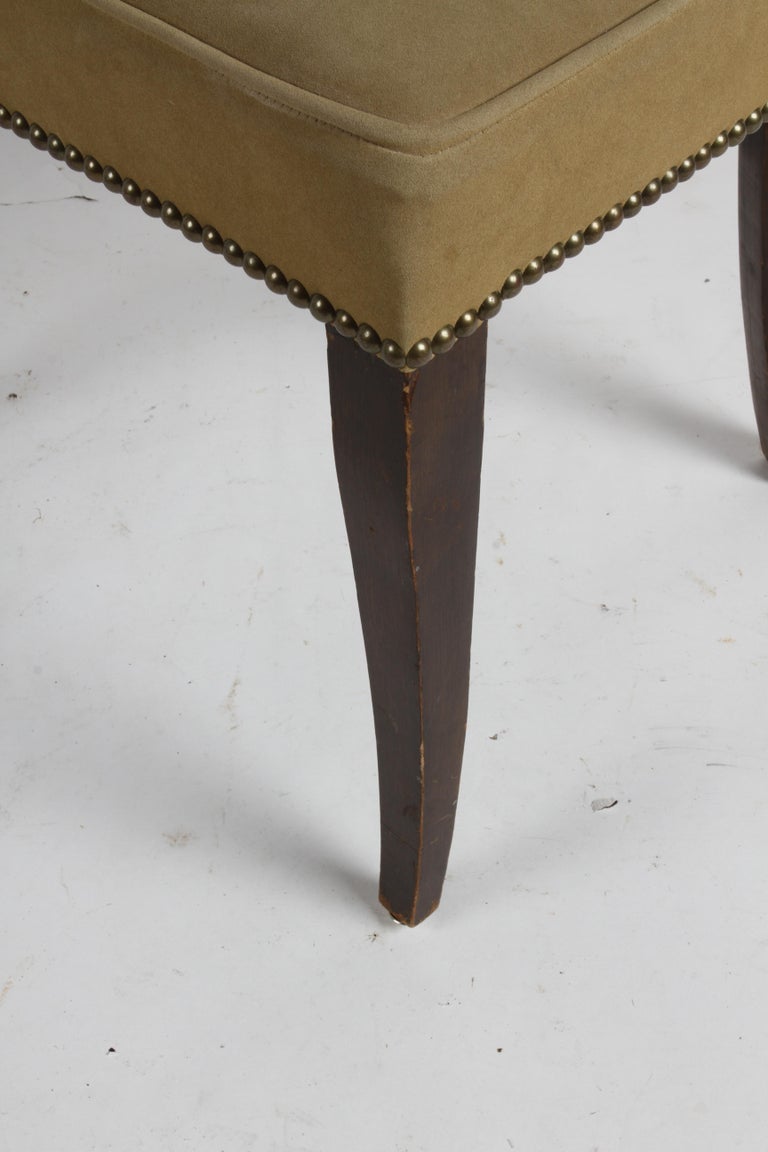 1940s Hollywood Regency Tan Suede Desk Chair with Brass Handle & Nailhead Trim For Sale 9