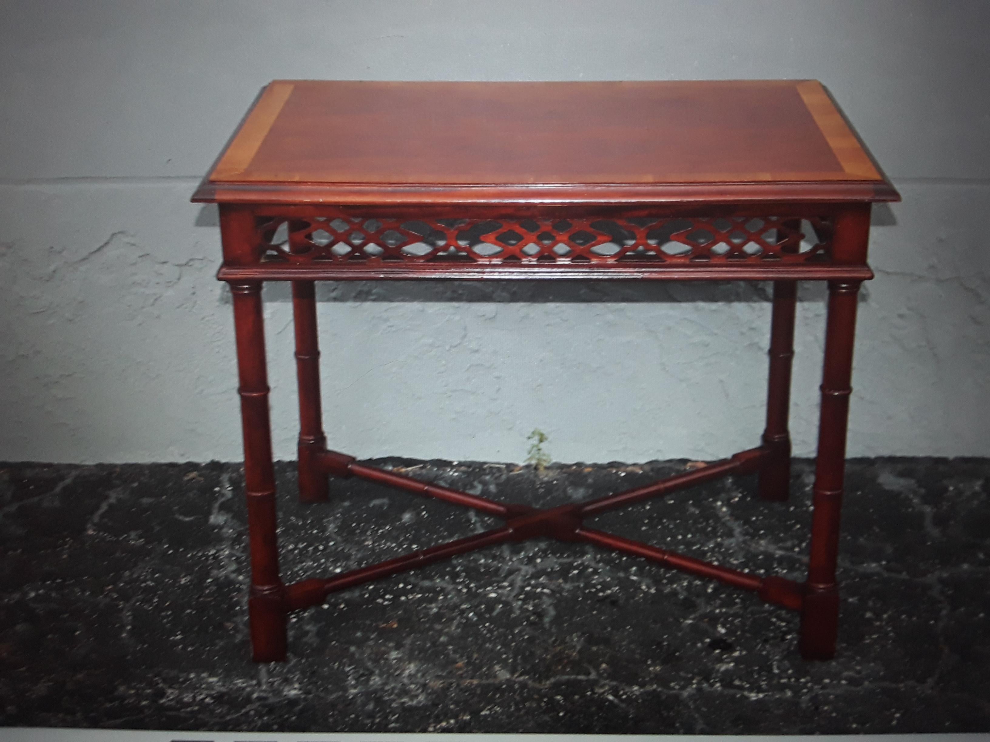 1940's Hollywood Regency Wood Fretted Faux Bamboo Accent/ Side Table. The carving is amazing, bordered inlay.