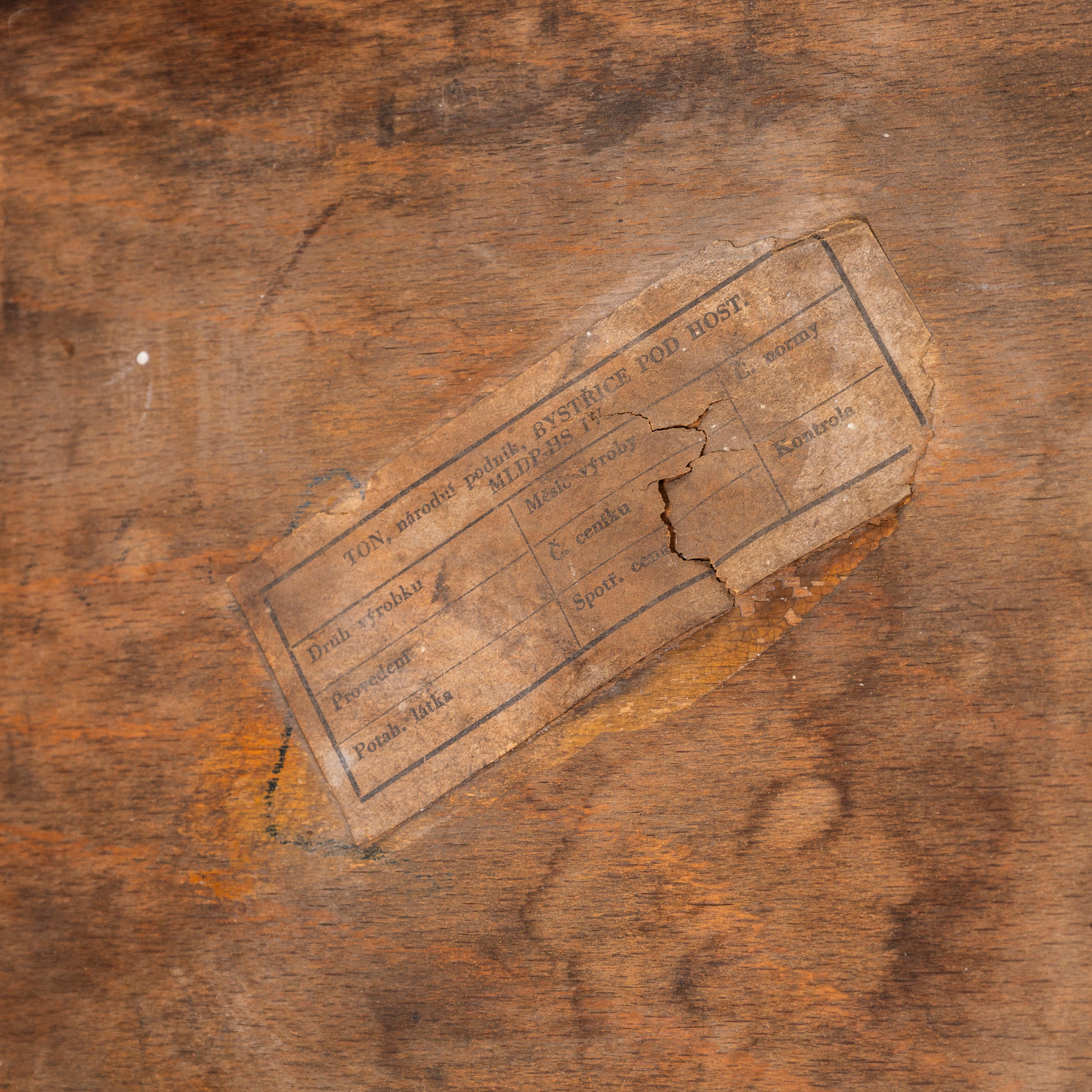 Sedie da pranzo in legno di Oak Oak del 1940 - Set di sei sedie in vendita 5