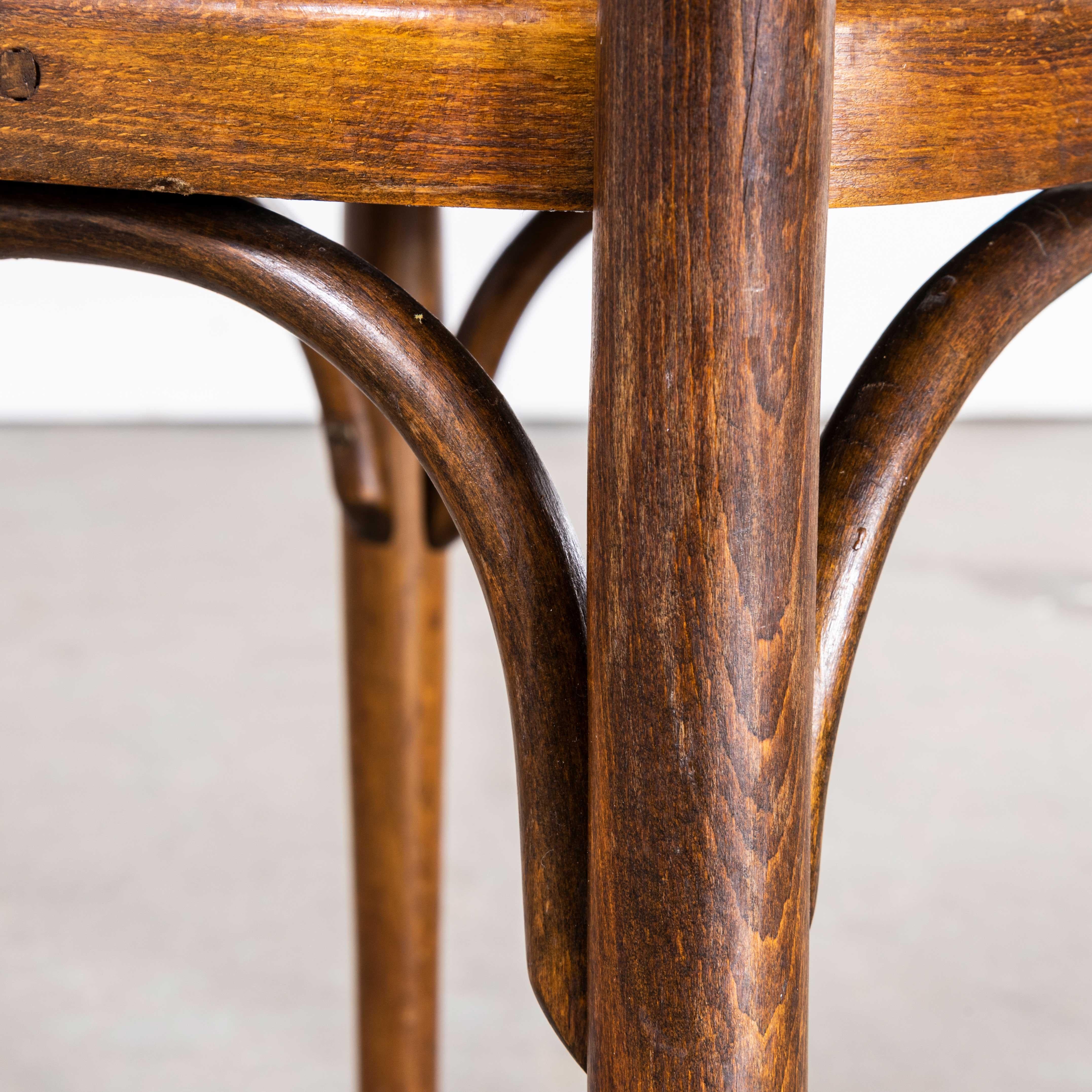 1940’s Horgen Glarus Bentwood Dining Chairs – Set Of Seven
1940’s Horgen Glarus Bentwood Dining Chairs – Set Of Seven. This rare Thonet style product is one of the best sets of chairs we have sourced from Horgen Glarus the oldest surviving