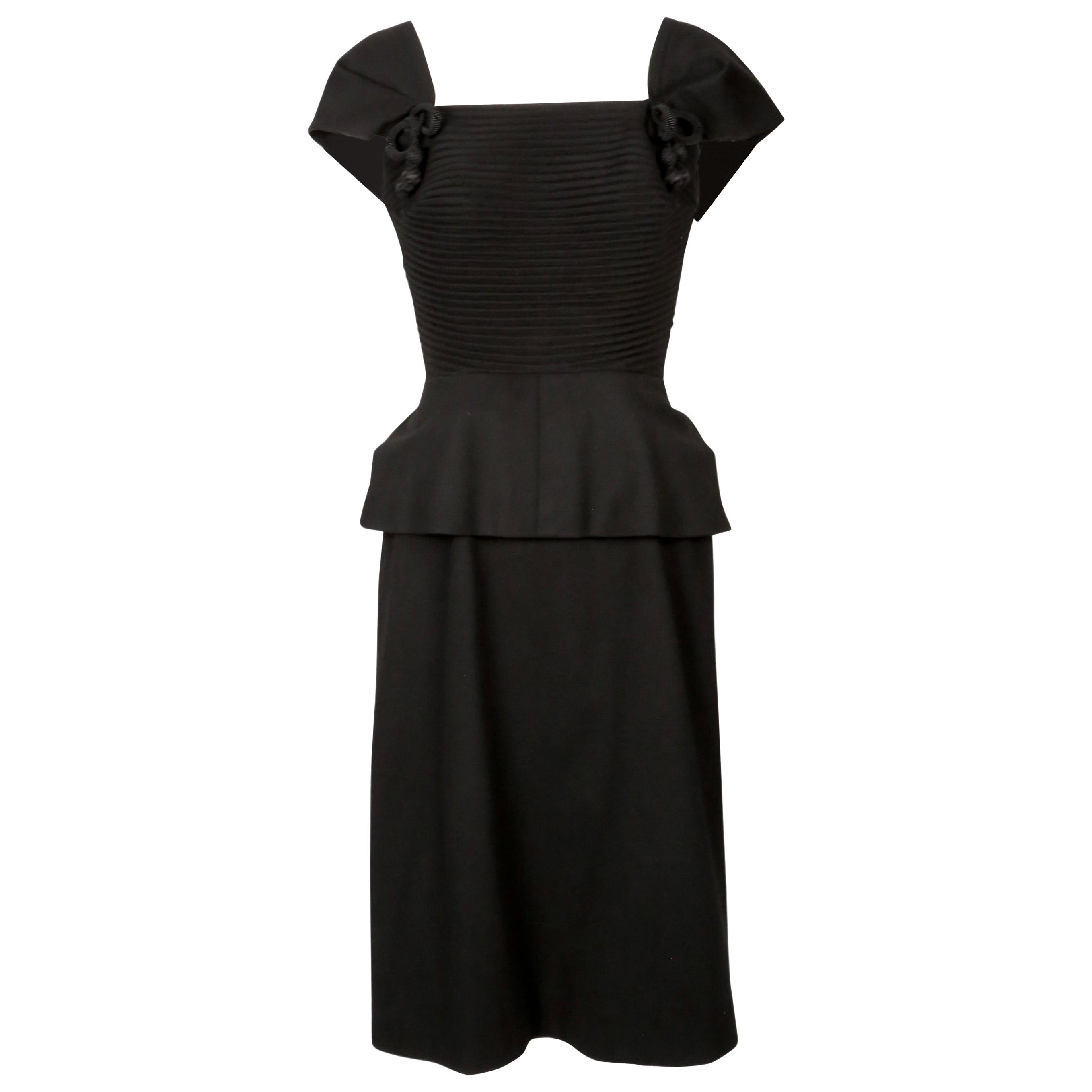 Vestido de alta costura de lana negra de 1940 HOUSE OF WORTH