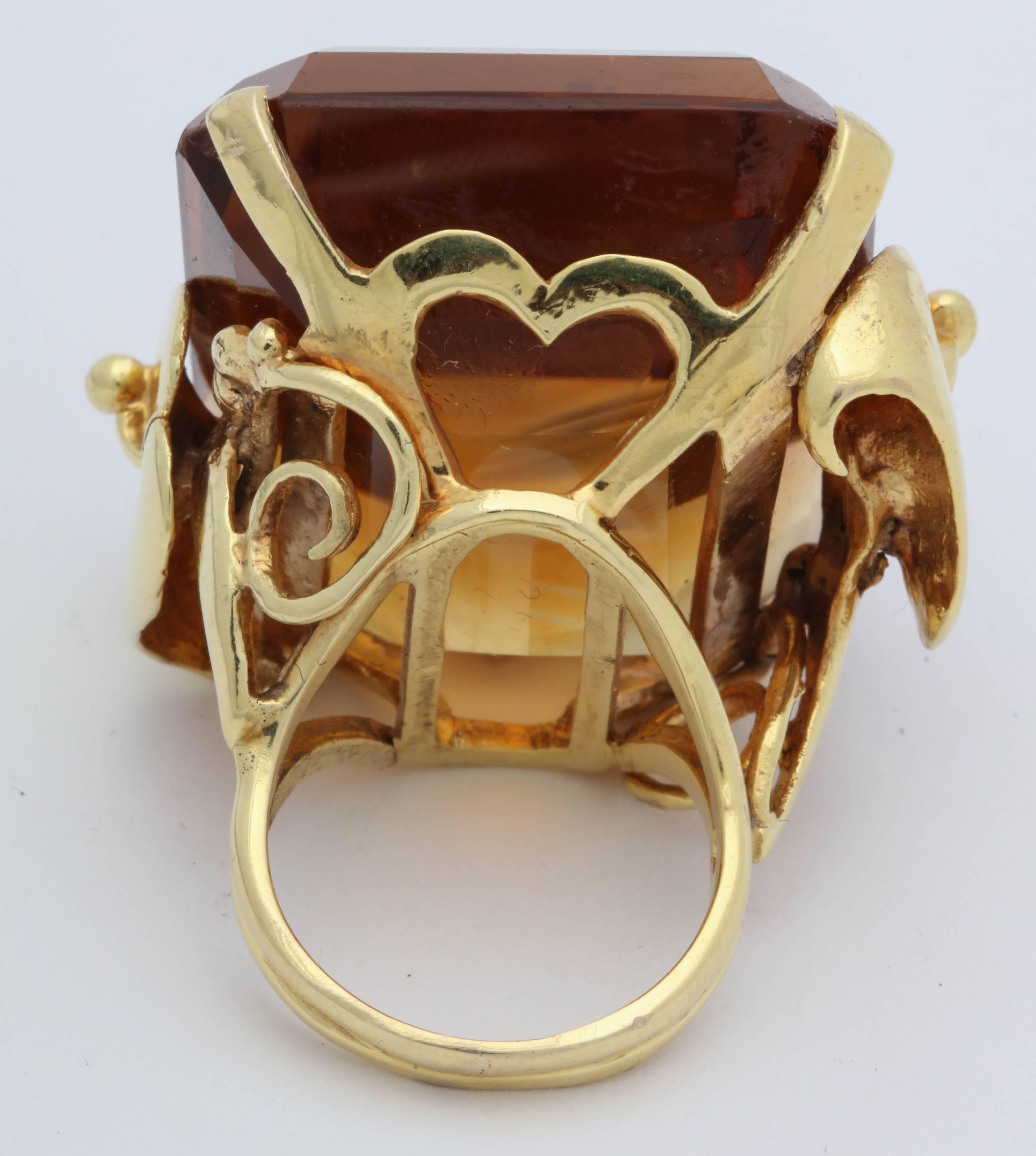 1940s Impressive Large Honey Citrine with Sculptural Gold Mounting Cocktail Ring 1