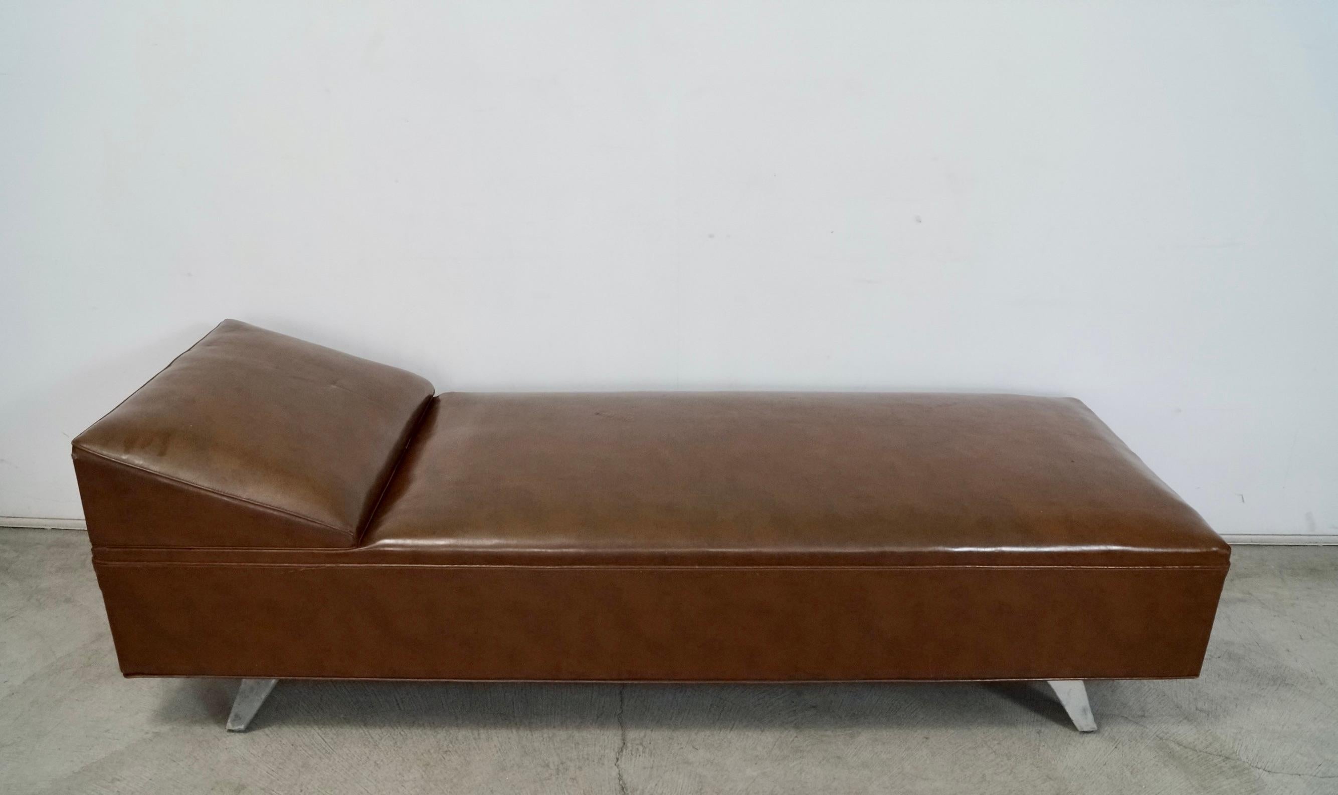 1940's Industrial Era Mid-Century Modern Royal Metal Daybed For Sale 6