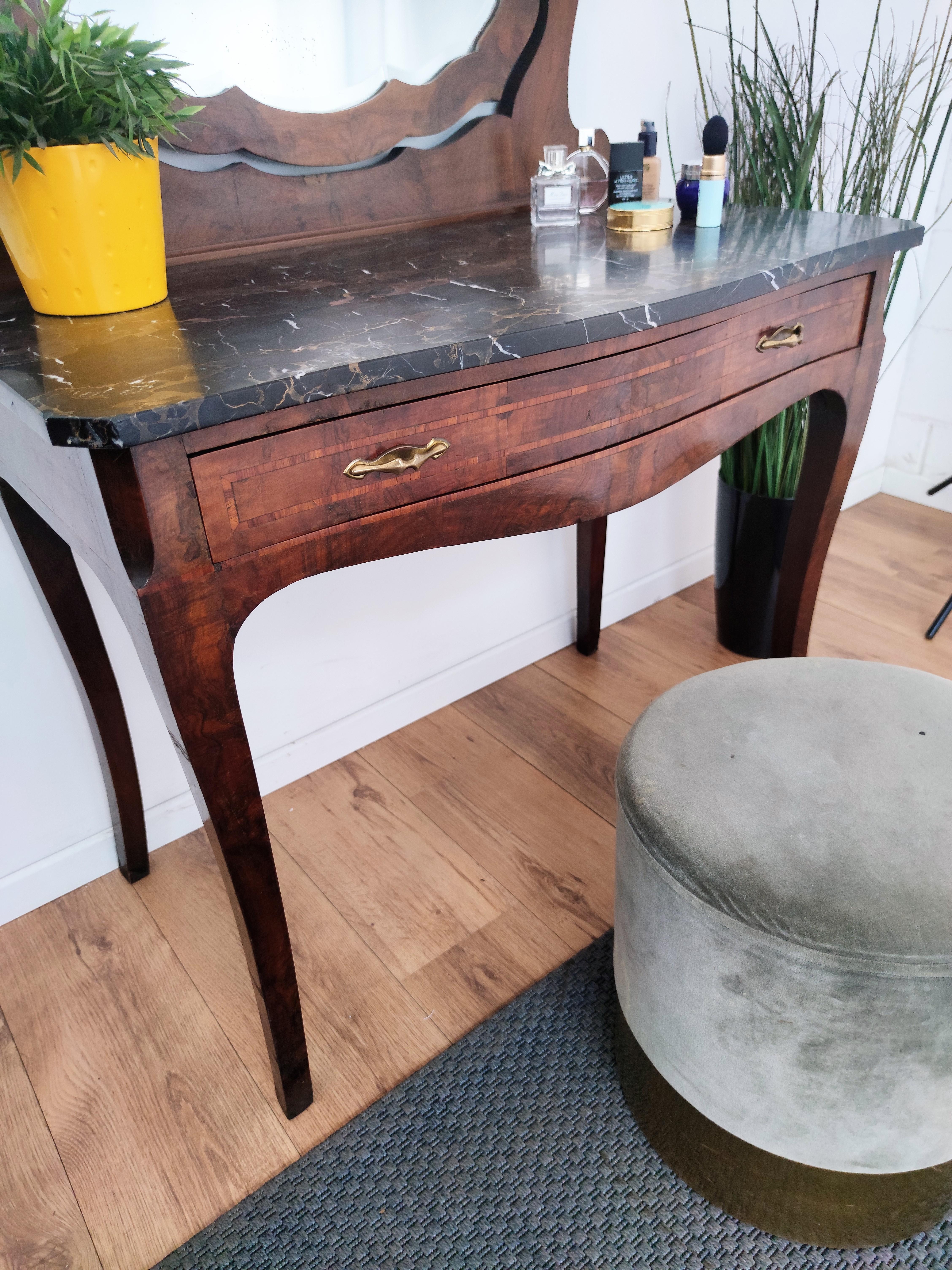 1940's antique vanity with mirror