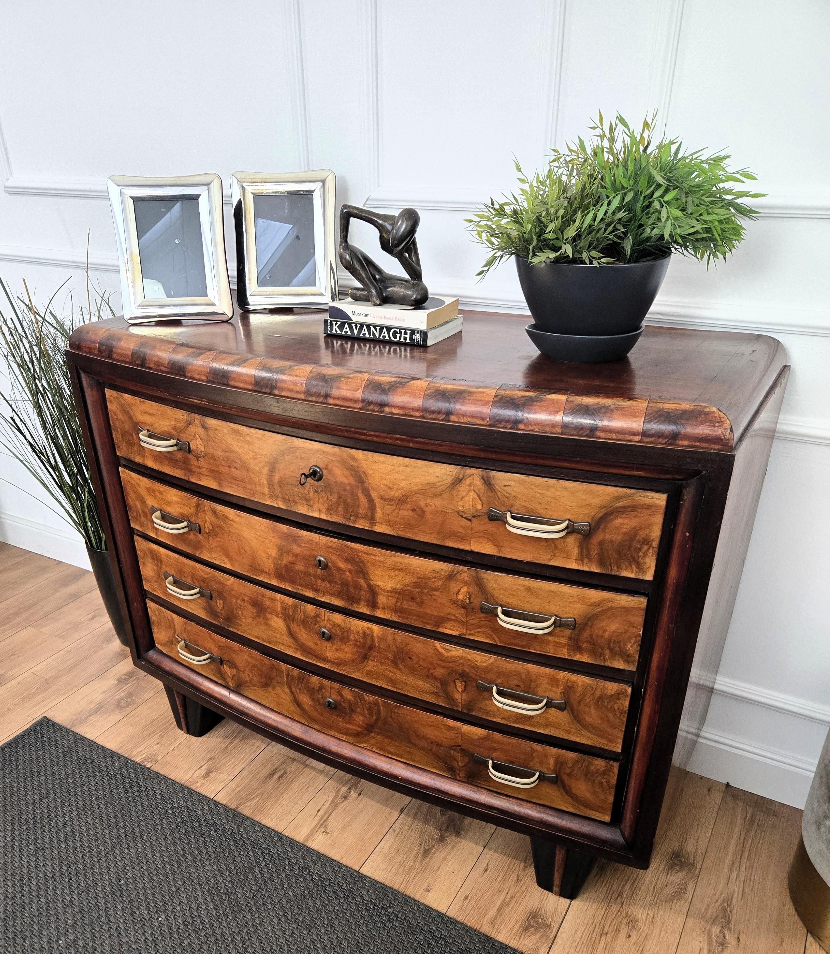 Mid-Century moderno Cassettiera Credenza Art Deco in legno di radica e bronzo degli anni '40 in vendita