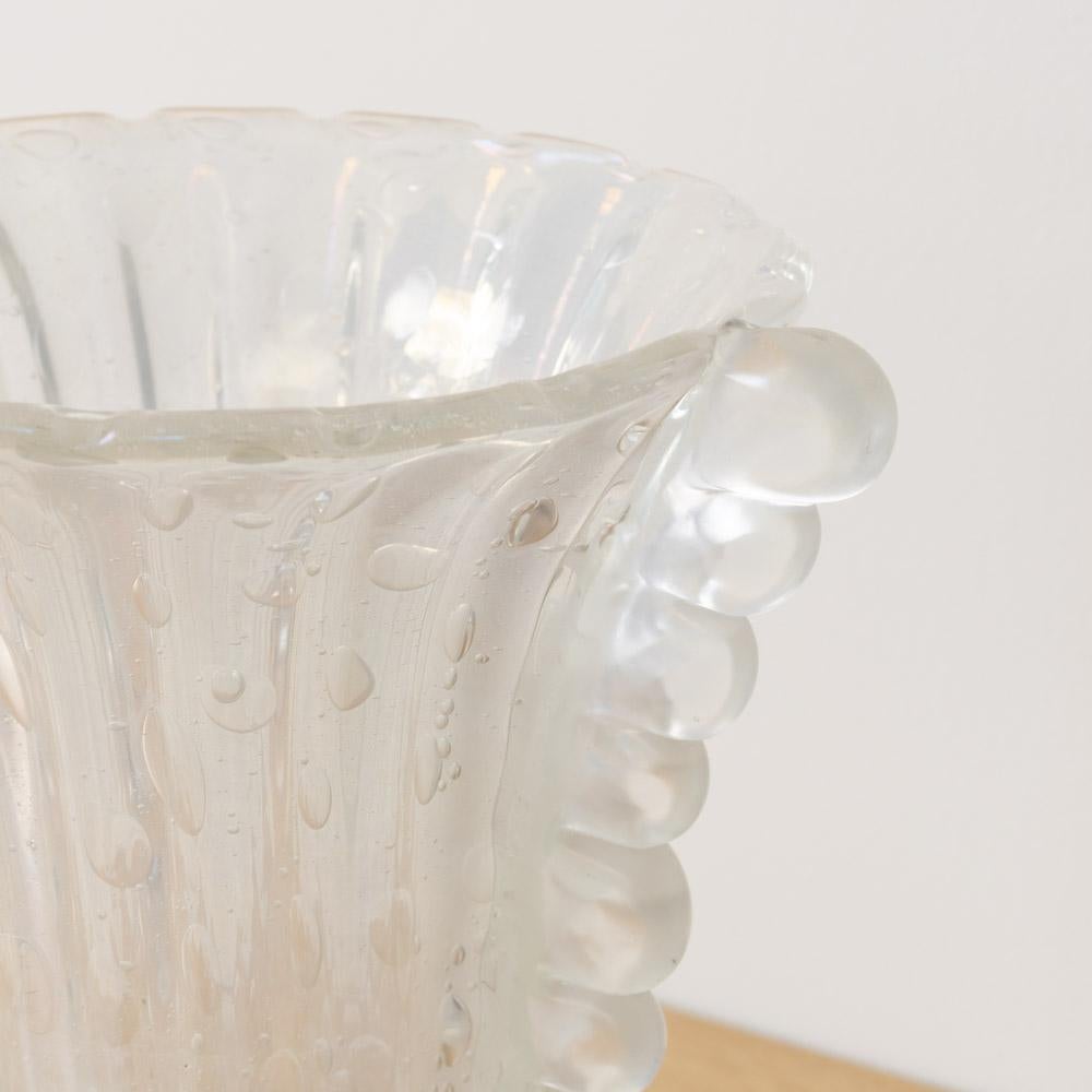 1940s Italian Barovier Scalloped Glass Vase For Sale 5