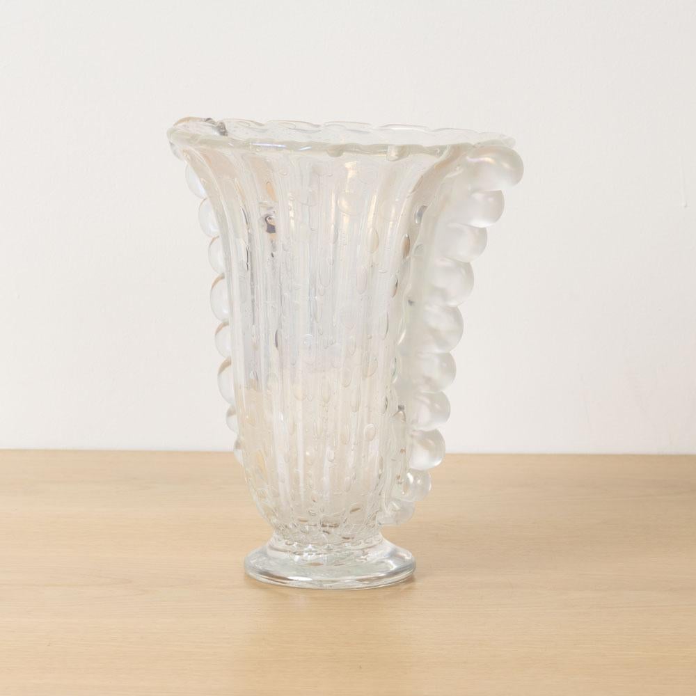 1940s Italian Barovier Scalloped Glass Vase For Sale 1