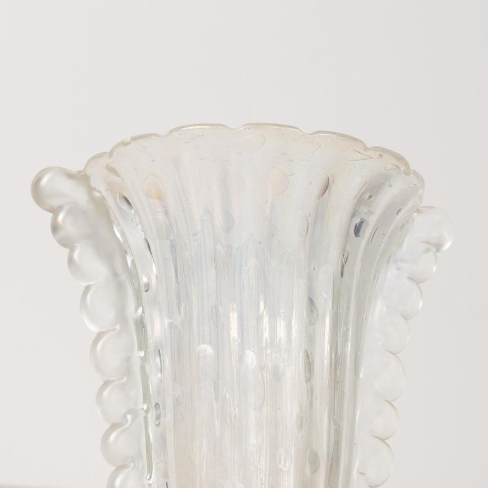 1940s Italian Barovier Scalloped Glass Vase For Sale 4