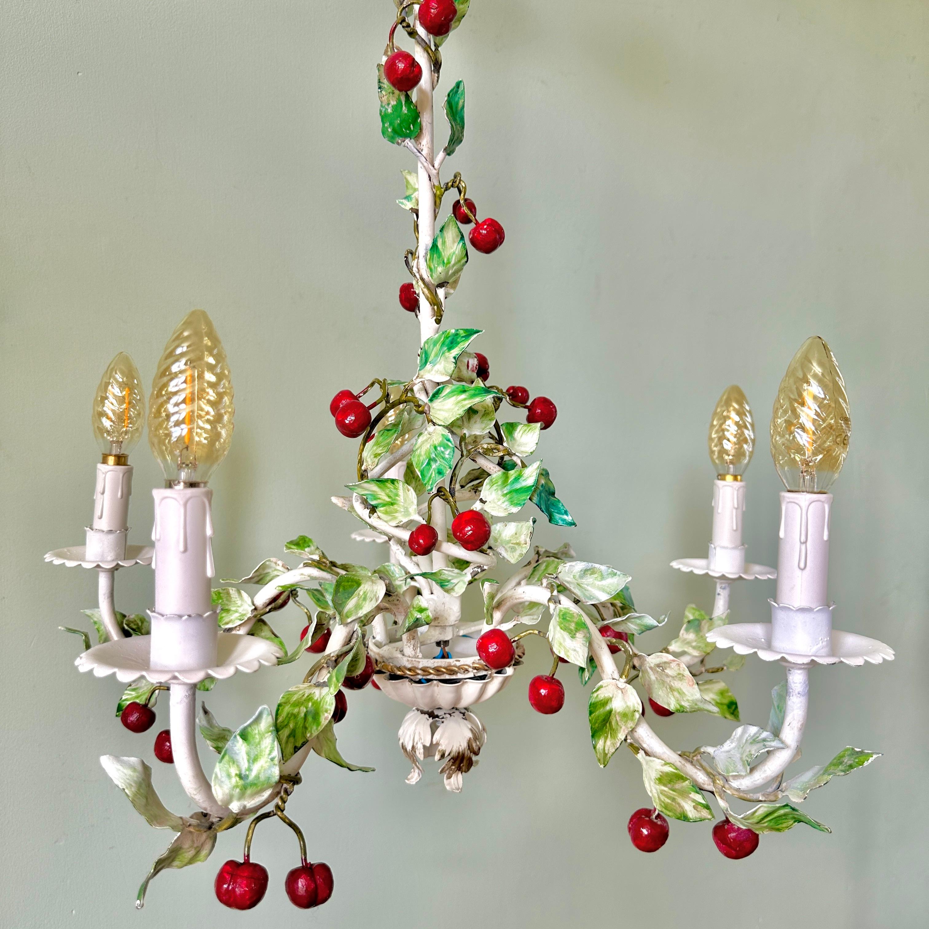 1940s Italian Cherry Tôle Toleware Chandelier  In Good Condition For Sale In London, GB