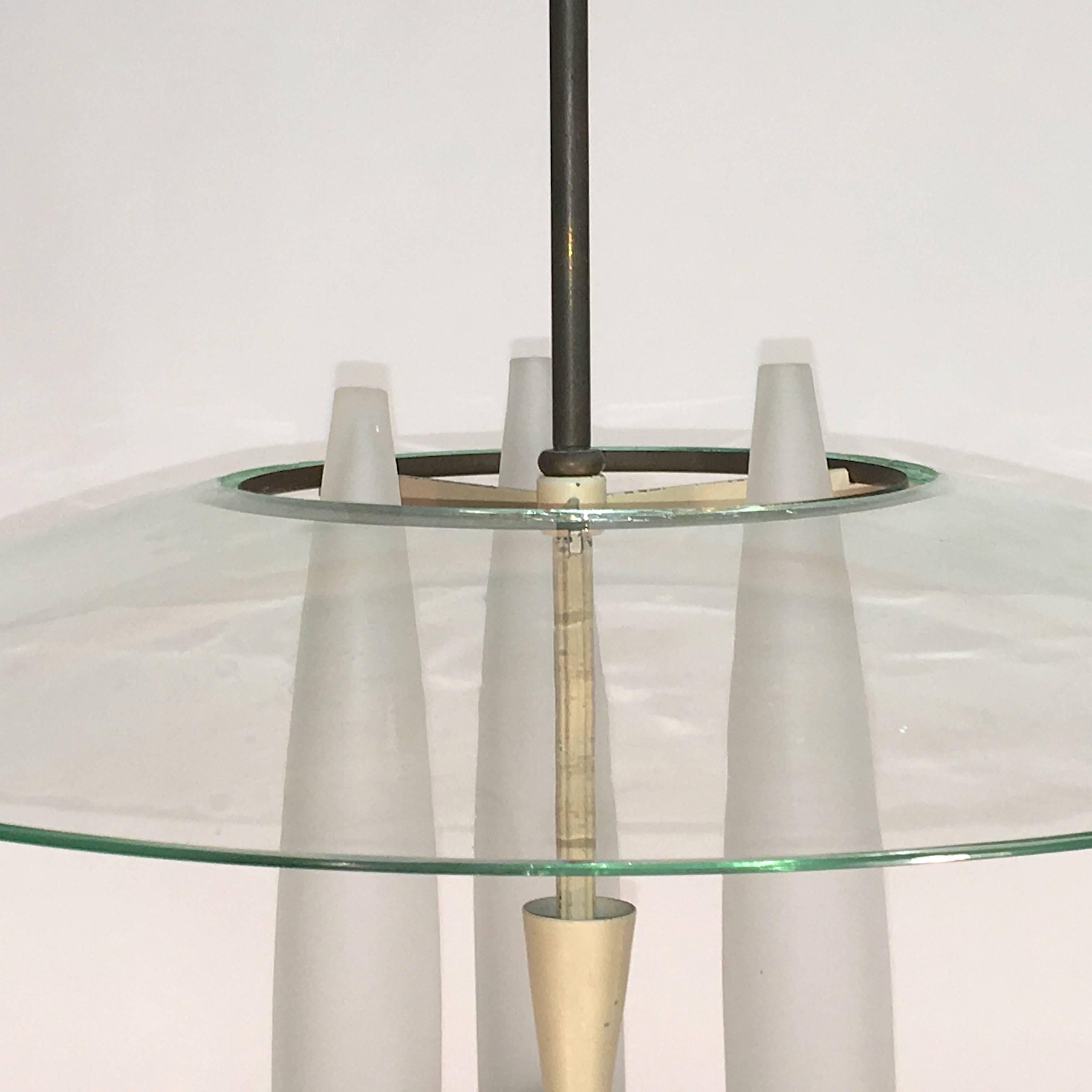 1940s Italian Curved Glass Pendant in the Manner of Fontana Arte For Sale 5
