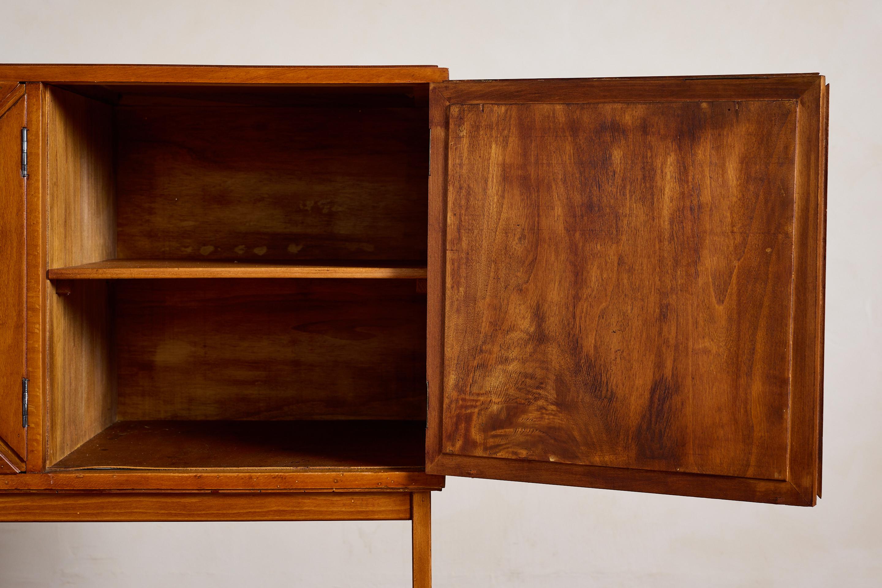 1940's Italienische Kommode/Schrank im Angebot 2