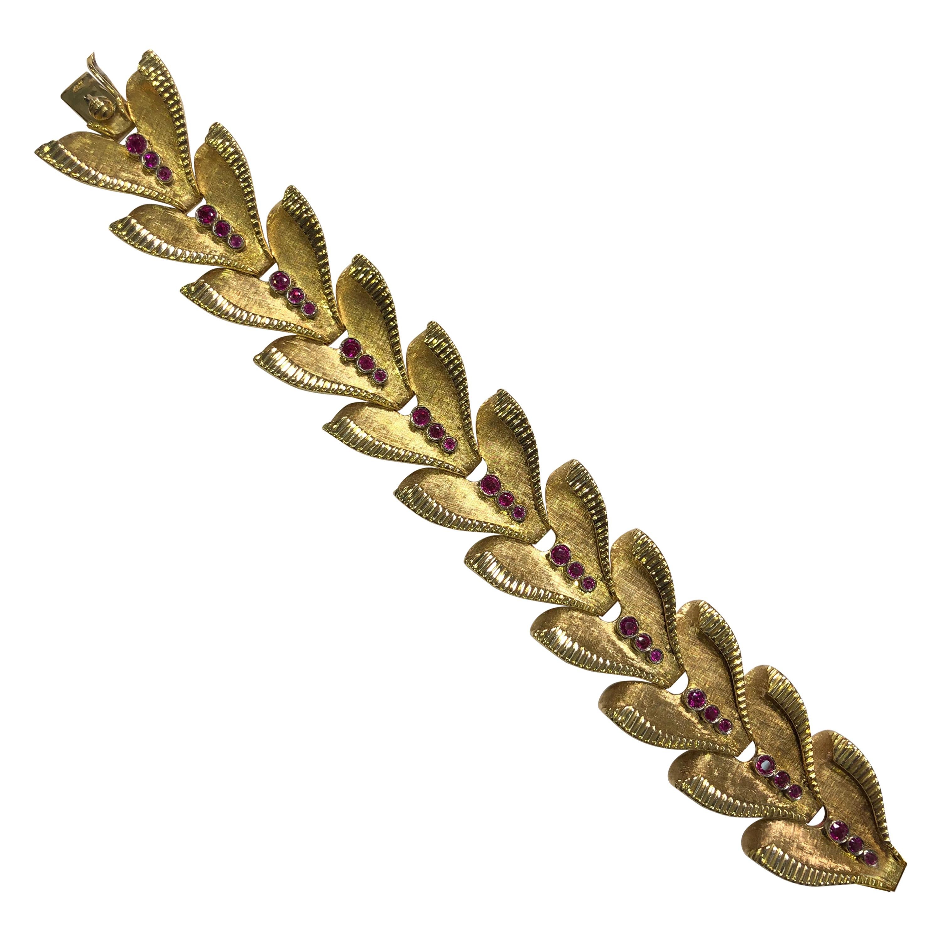 1940s Italian Futurist Gold and Ruby Bracelet For Sale