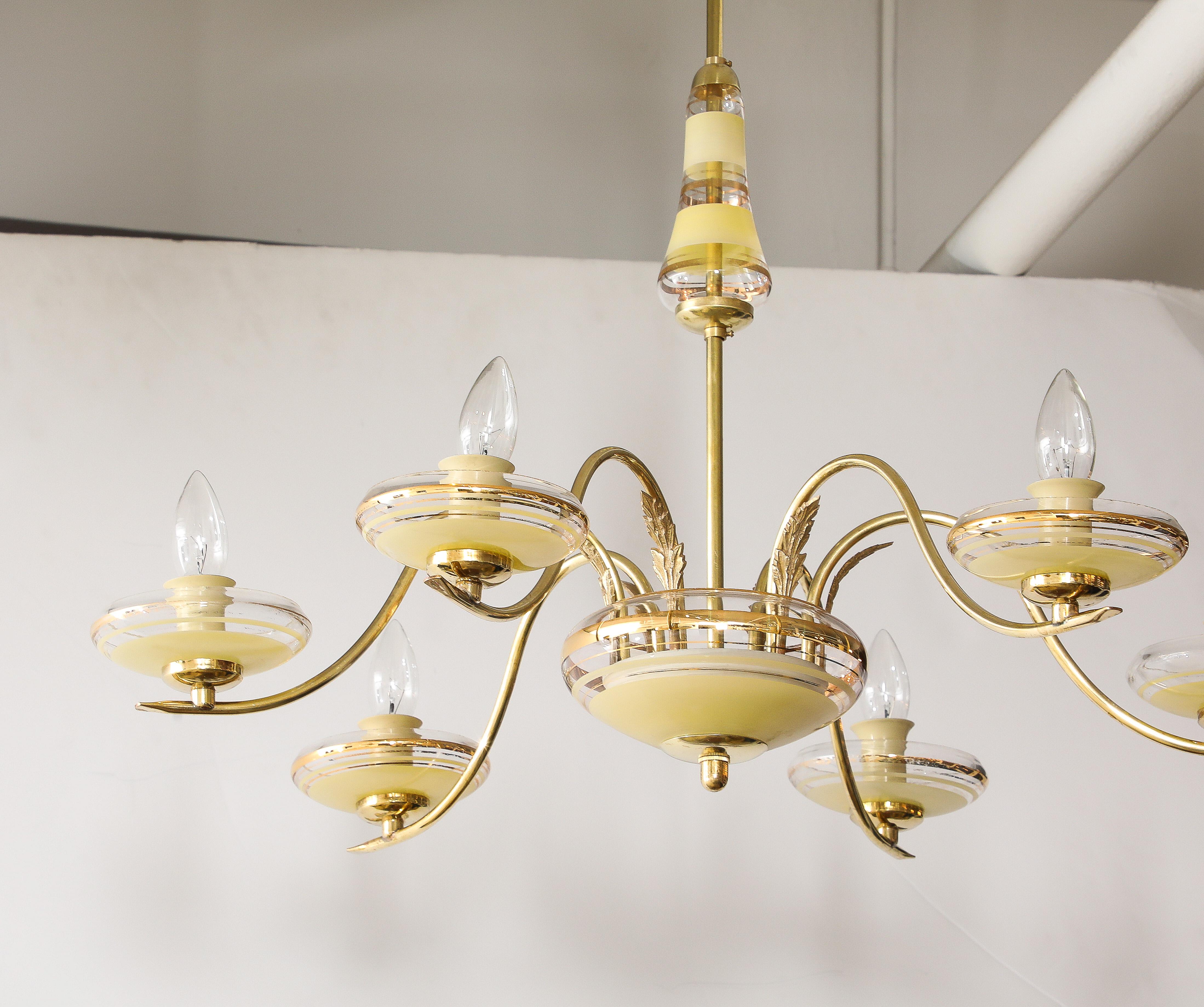 Lampadario a 6 bracci in vetro e ottone italiano degli anni '40 in vendita 5