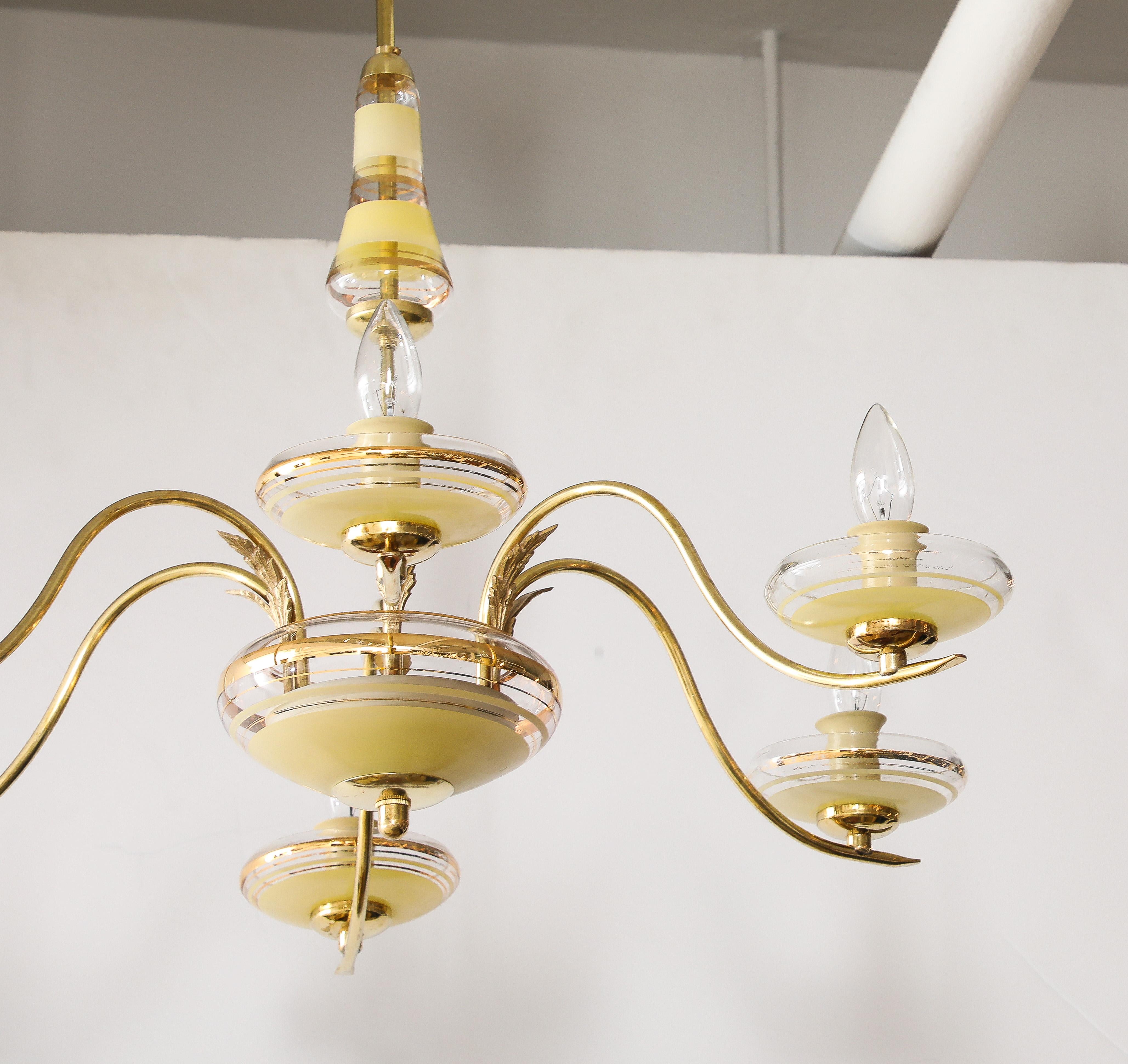 Lampadario a 6 bracci in vetro e ottone italiano degli anni '40 in vendita 2