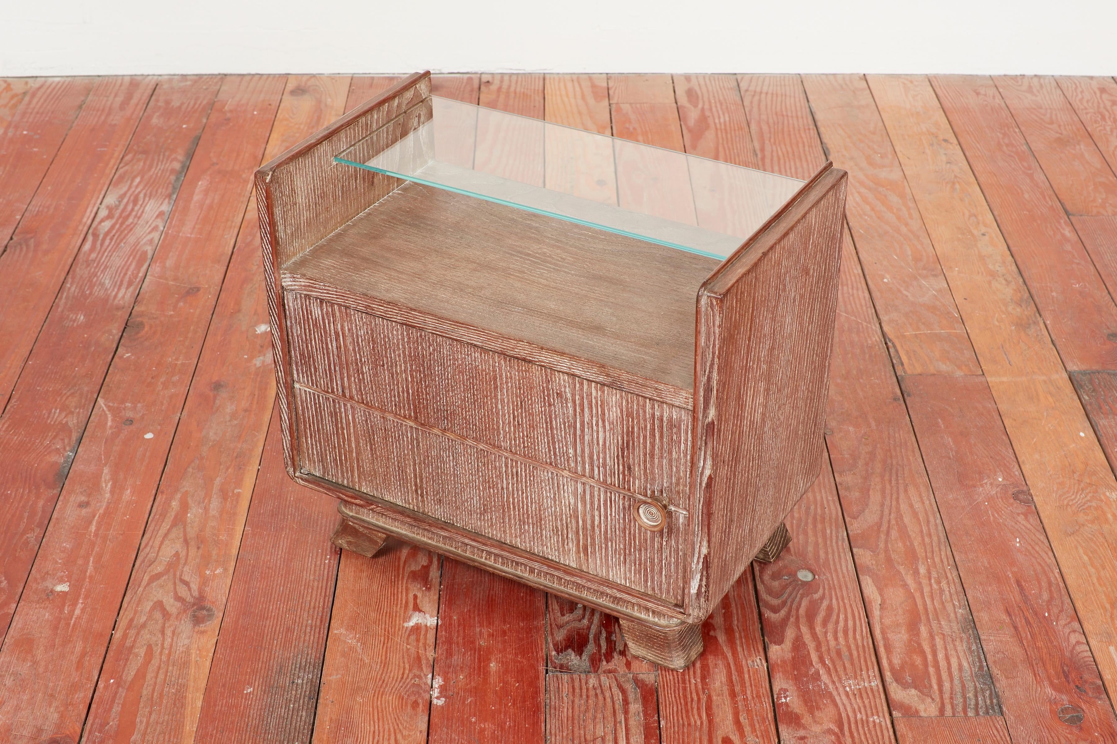 1940s Italian Nightstands 5