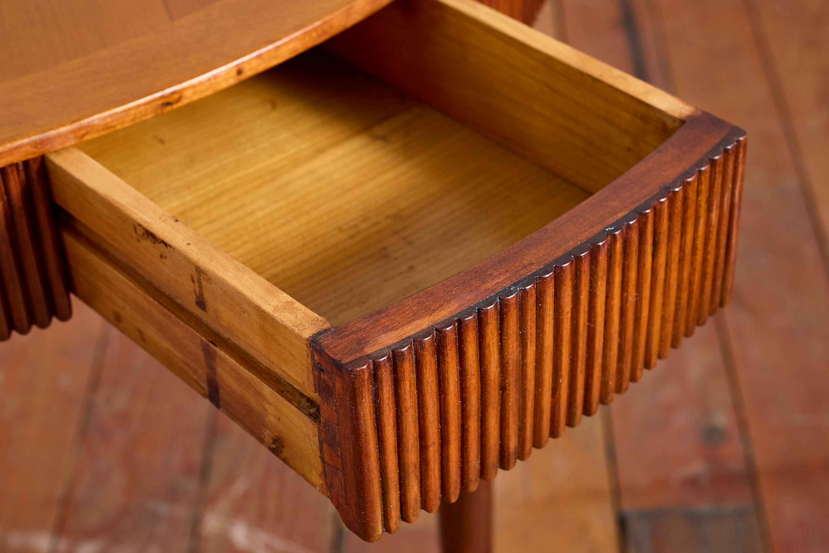 1940's Italian Oak Table w/ Drawers For Sale 9