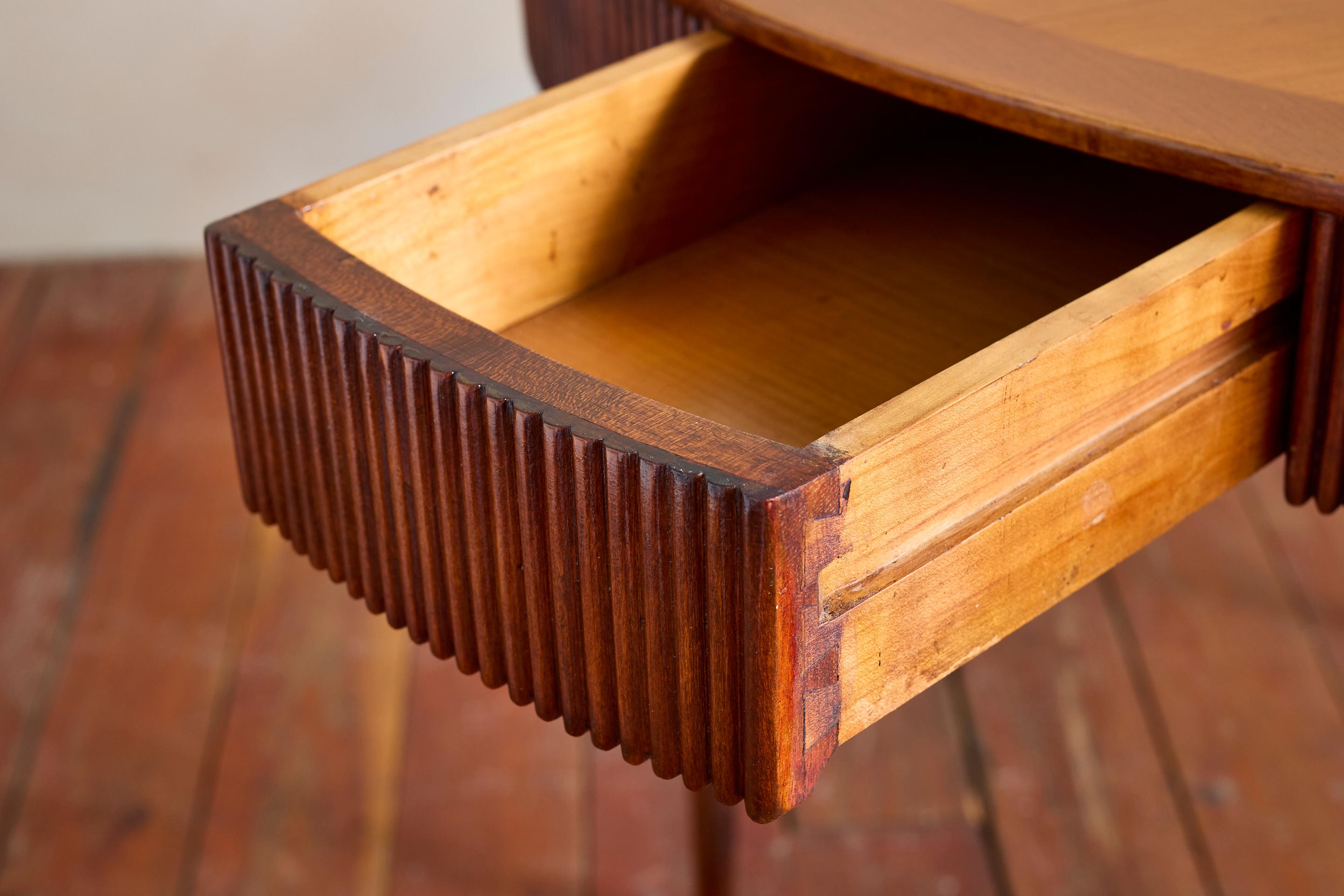1940's Italian Oak Table w/ Drawers For Sale 11