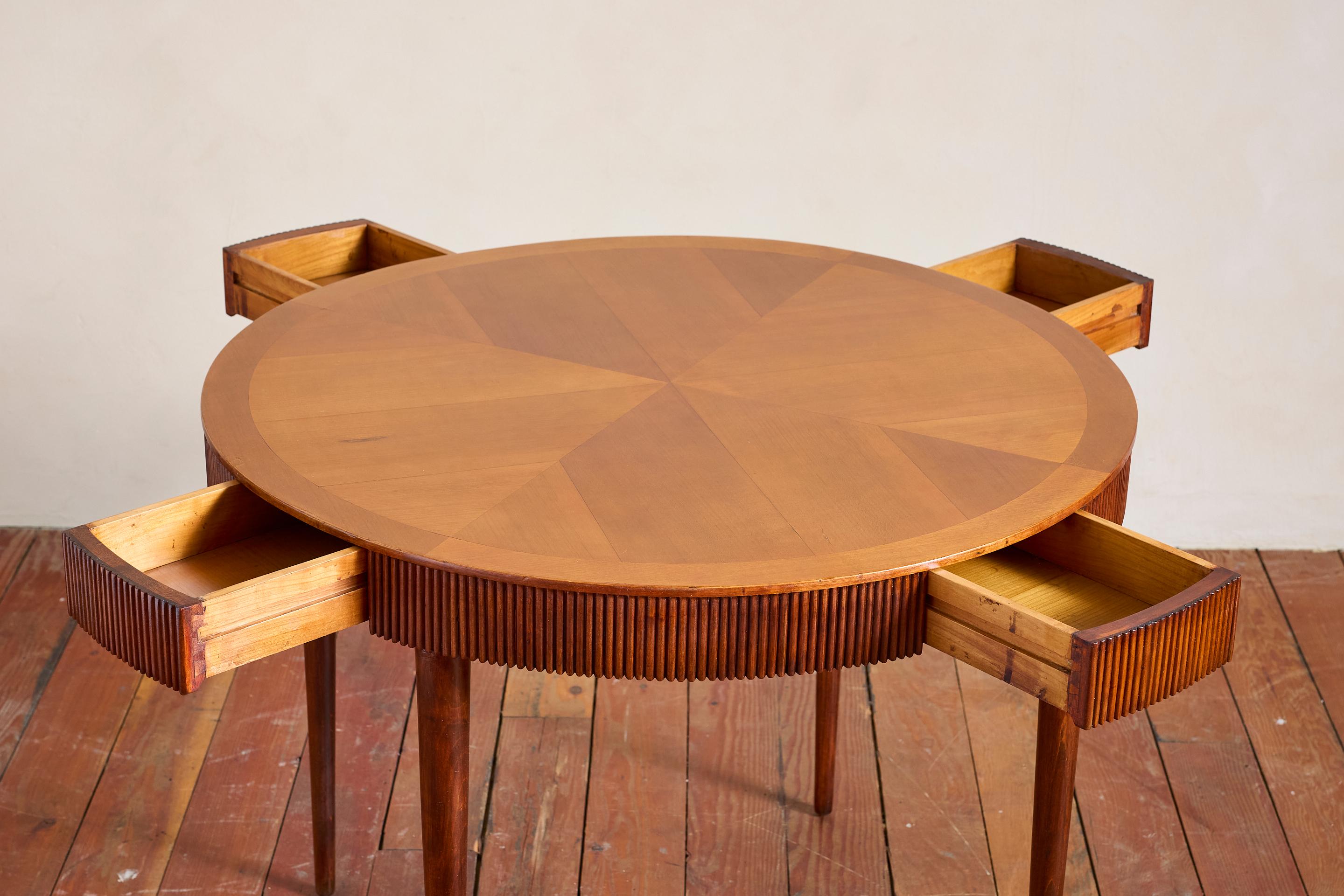 1940's Italian Oak Table w/ Drawers In Good Condition For Sale In Beverly Hills, CA