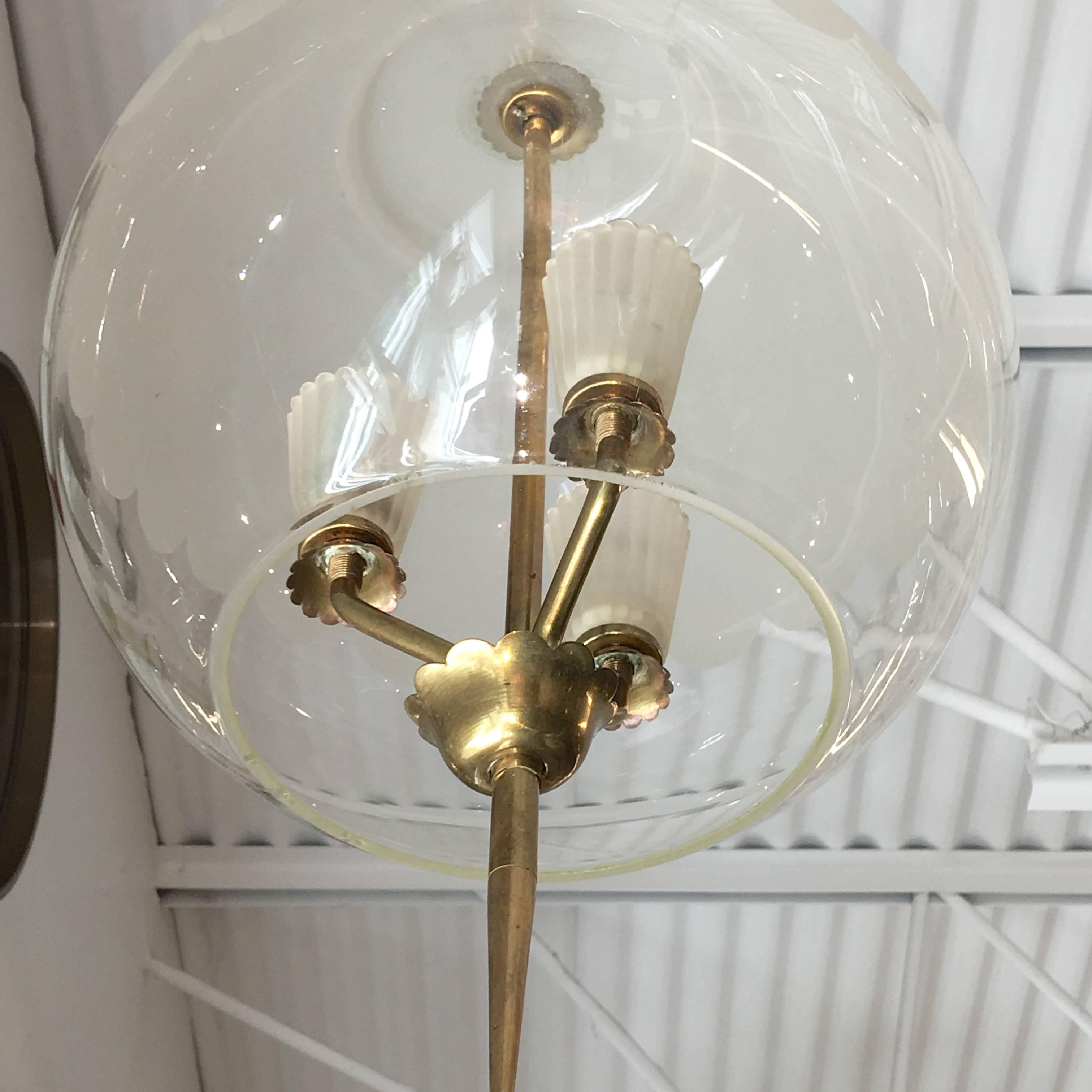 Lampe à suspension orbe italienne des années 1940 en vente 6