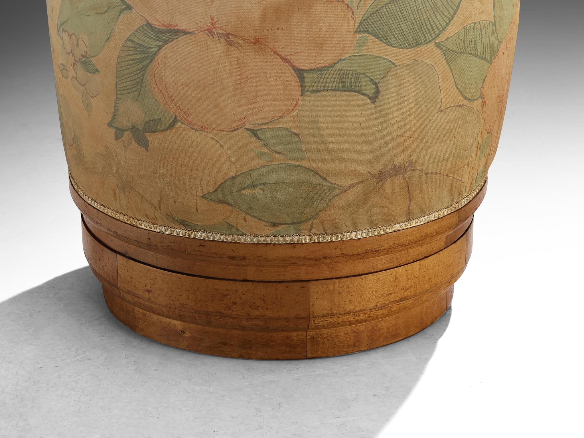 Mid-20th Century 1940s Italian Ottoman or Stool in Floral Fabric and Blonde Wood For Sale