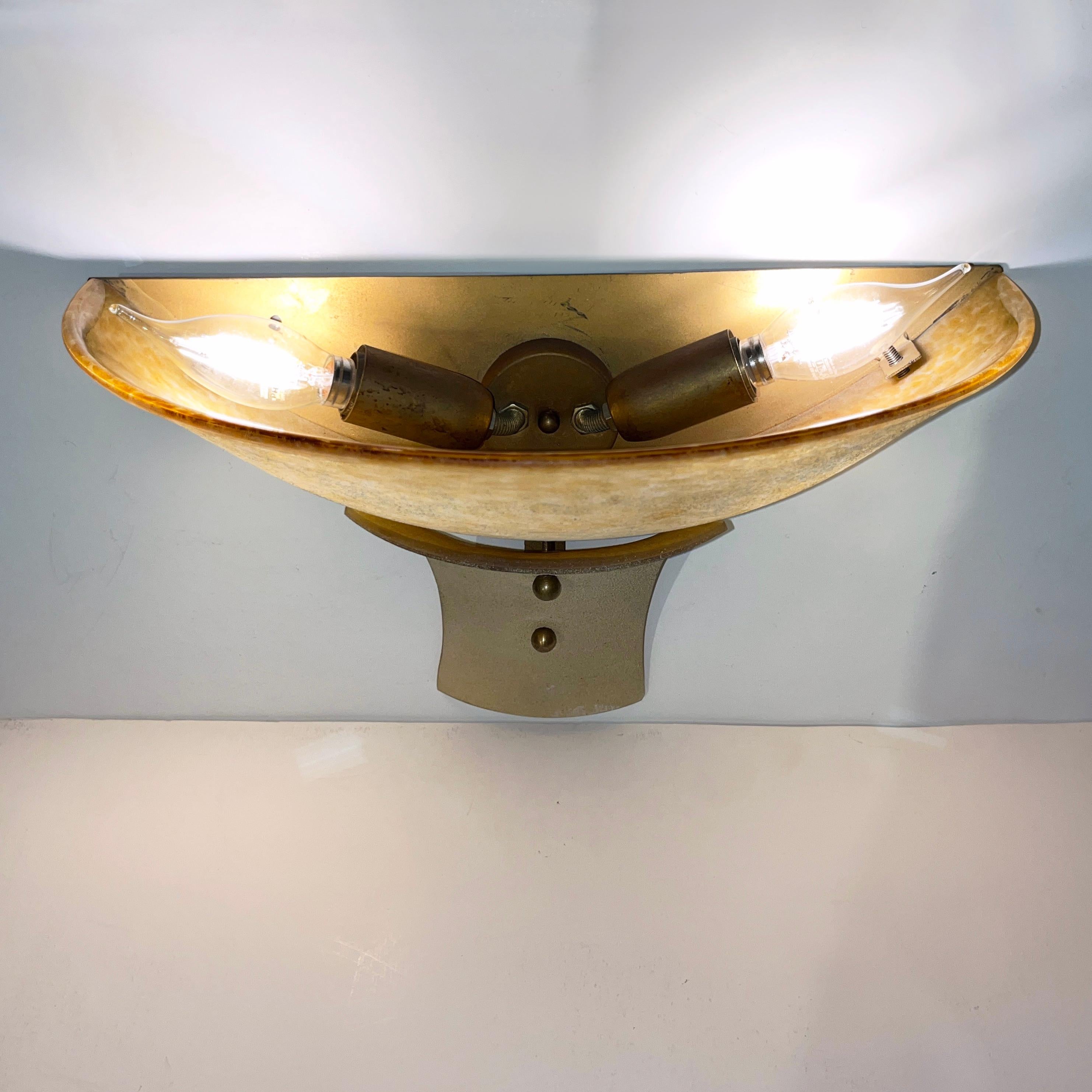 Mid-20th Century 1940s Italian Pair of Antique Art Deco Design Scavo Golden Murano Glass Sconces For Sale