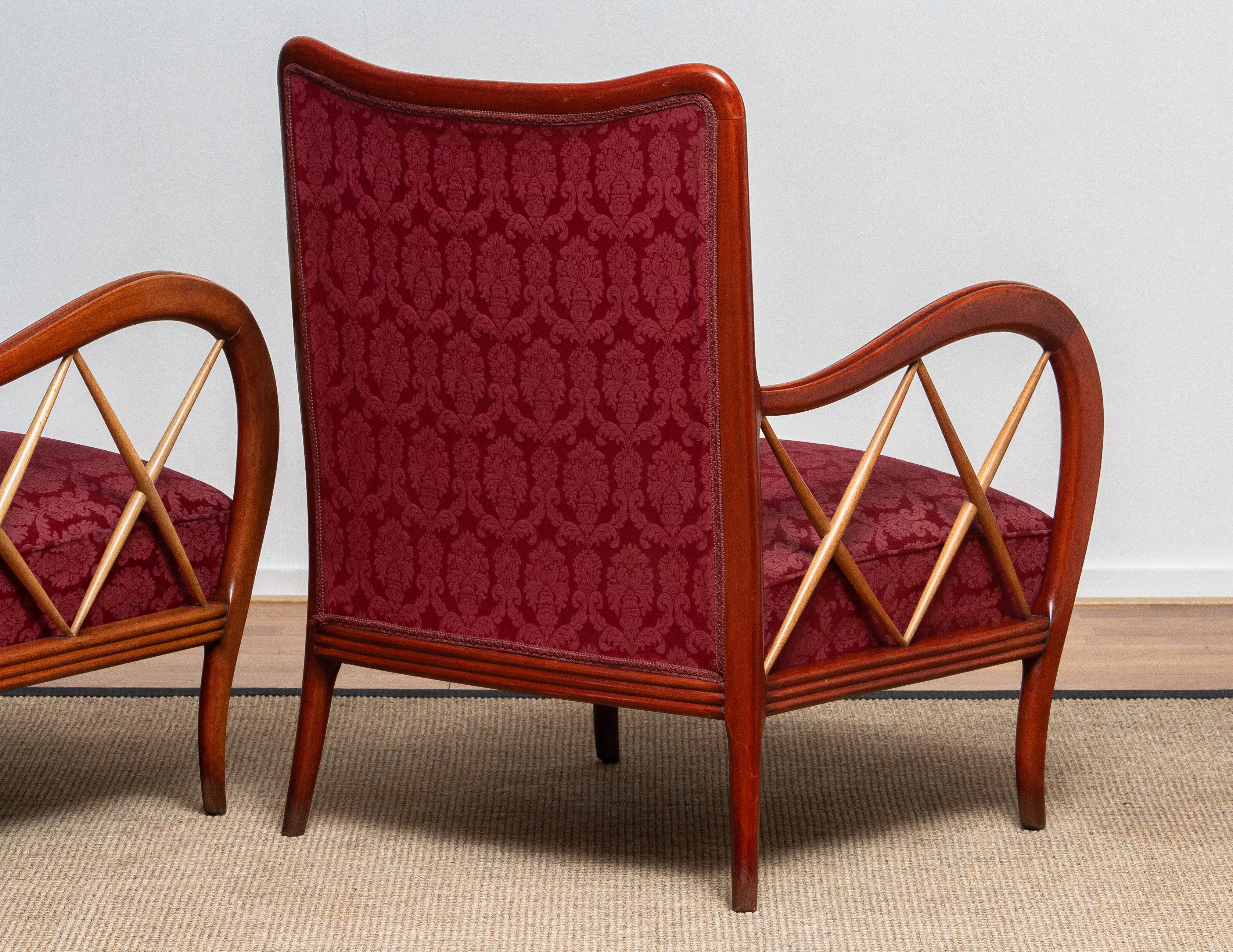 1940s Italian Pair of Paolo Buffa Lounge Chairs in Mahogany and Beech 6