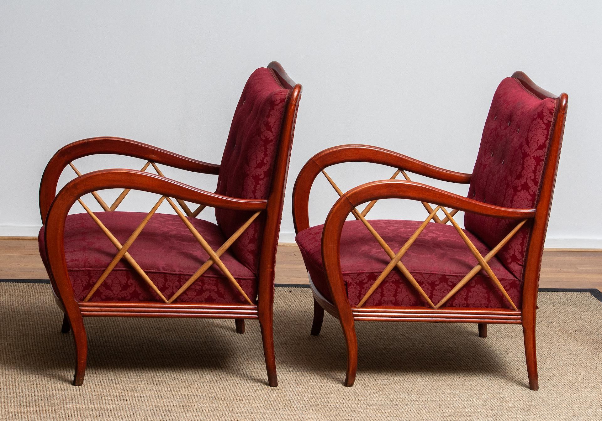 1940s Italian Pair of Paolo Buffa Lounge Chairs in Mahogany and Beech 8