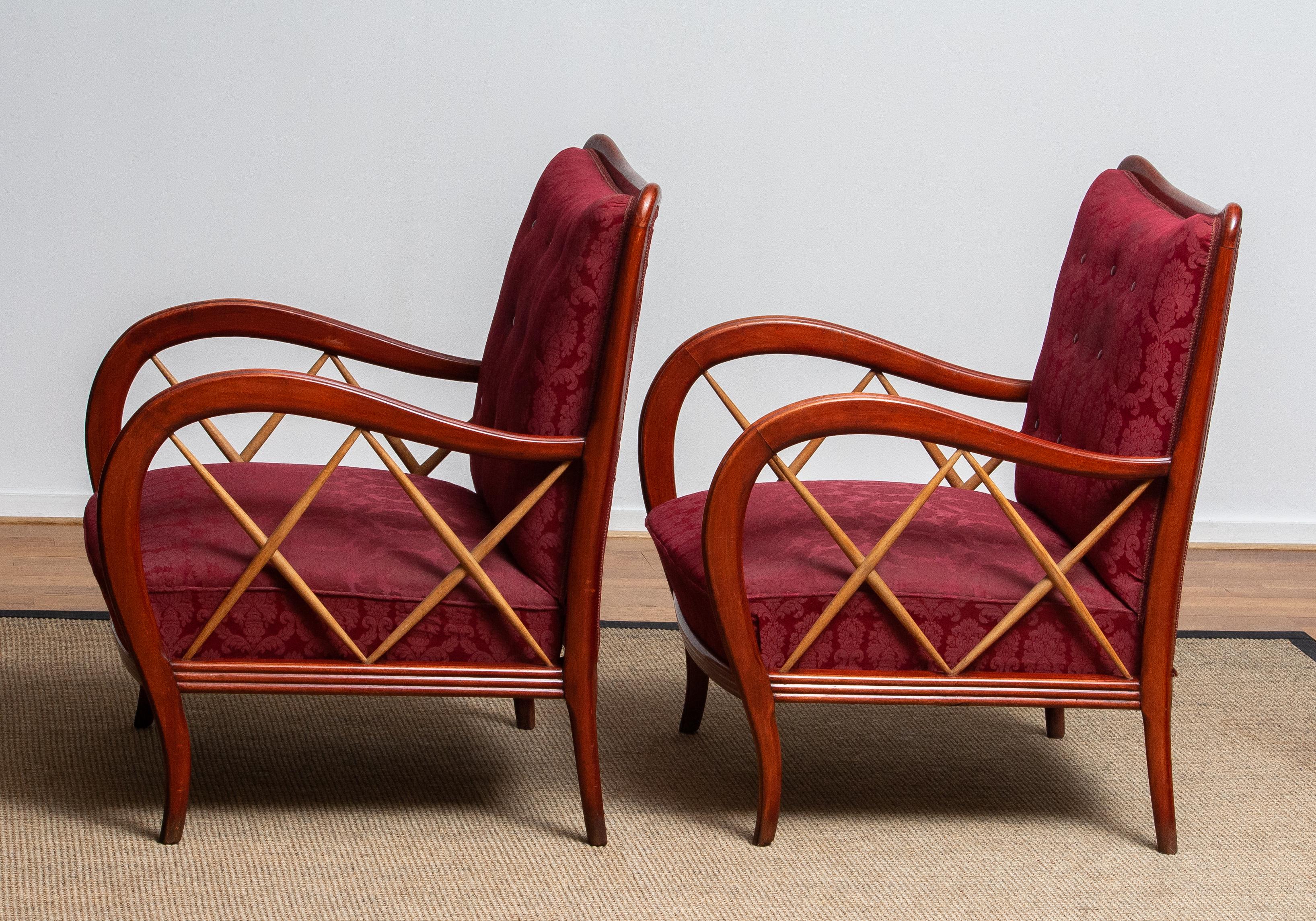 1940s Italian Pair of Paolo Buffa Lounge Chairs in Mahogany and Beech 9