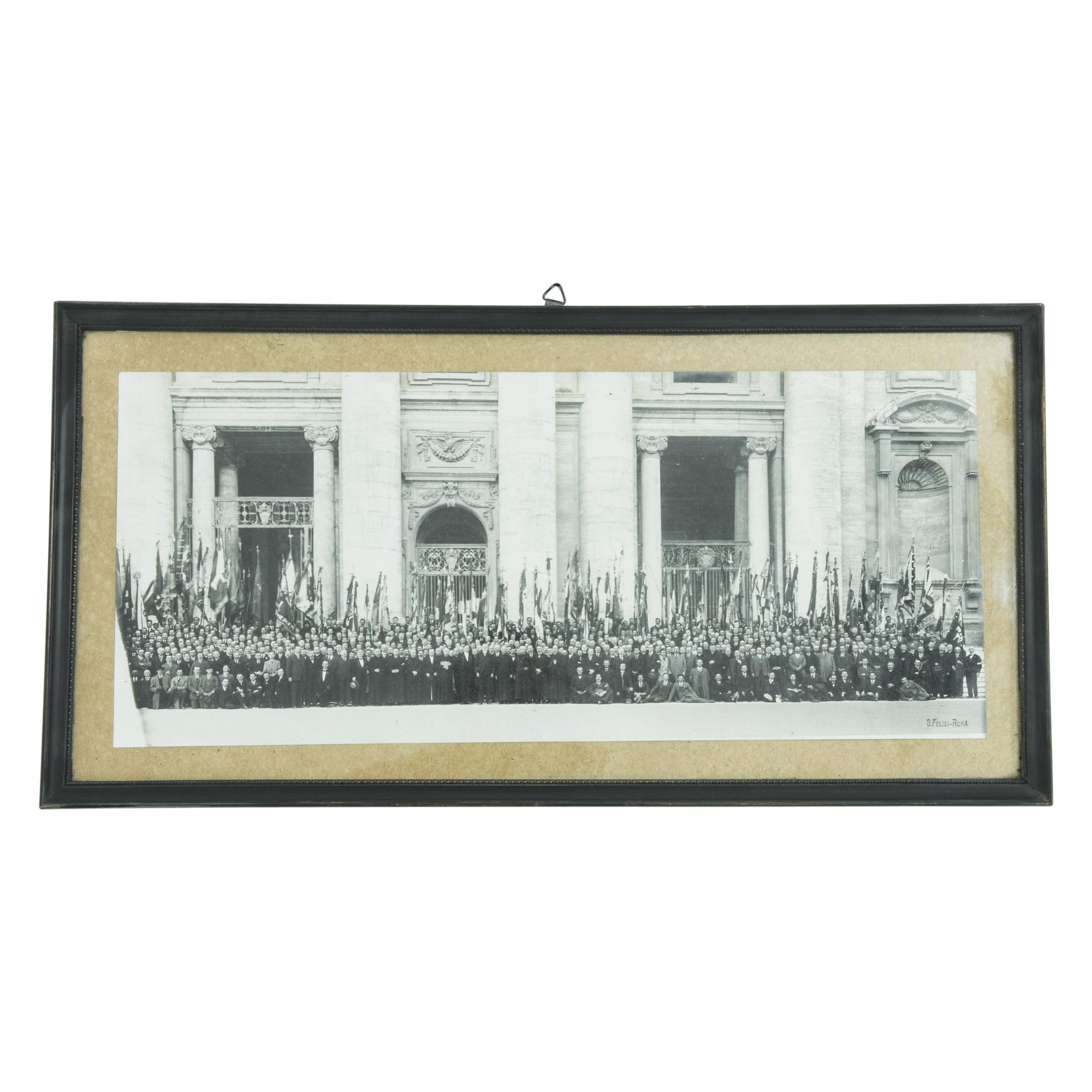 1940s Italian Photograph with Wooden Frame For Sale