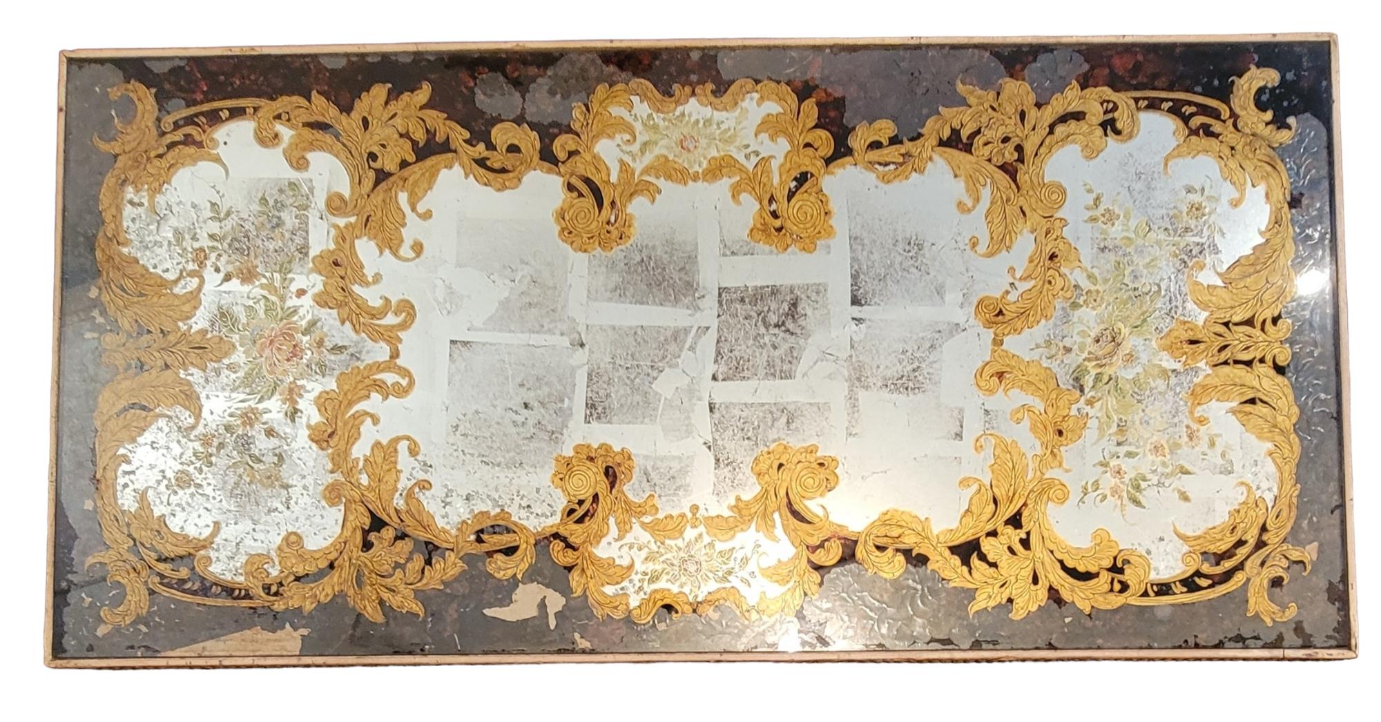 Table basse italienne des années 1940 en bois doré et verre peint à l'envers Bon état - En vente à Pasadena, CA