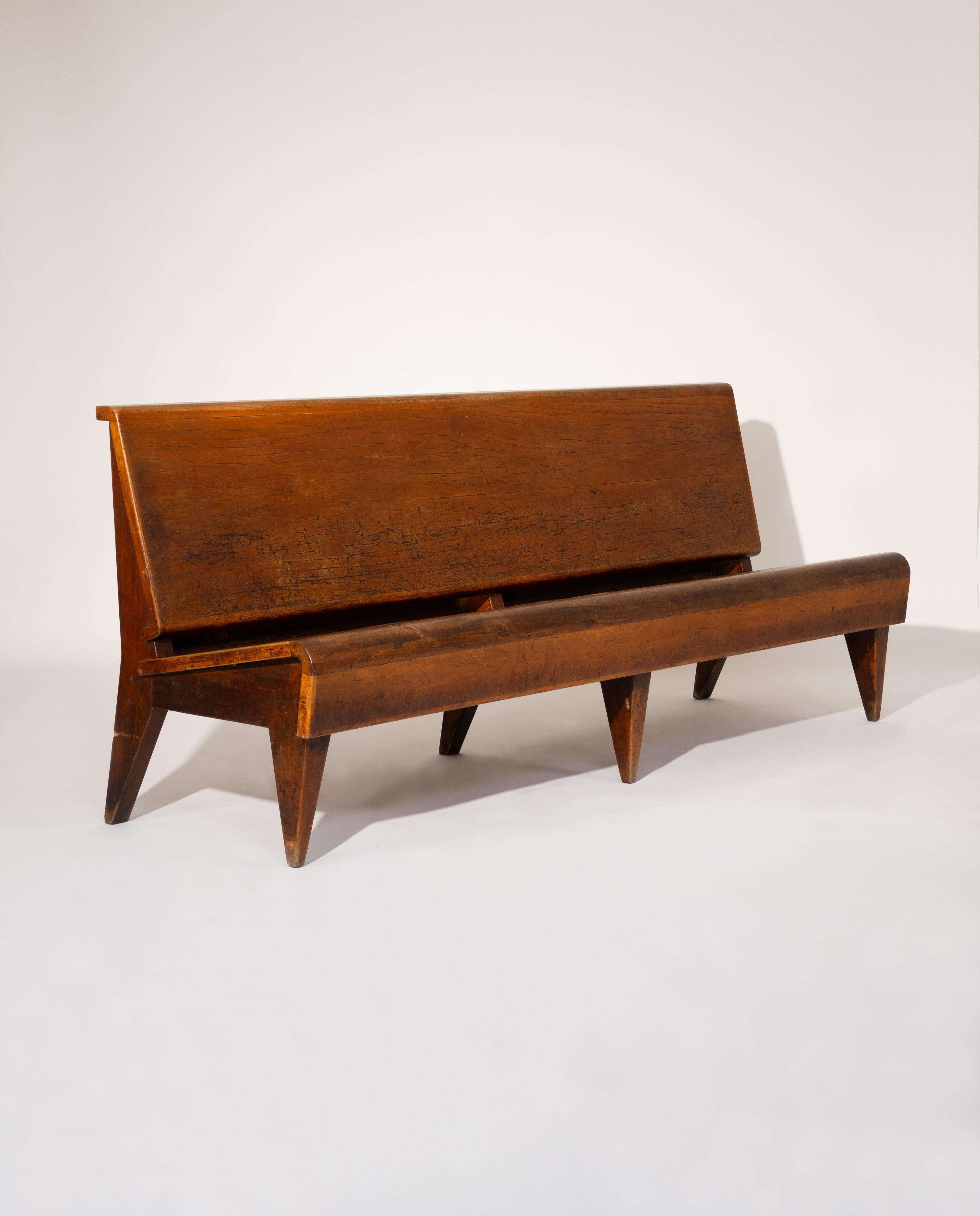 Banco italiano de madera maciza de mediados de siglo de 1940 Italiano en venta