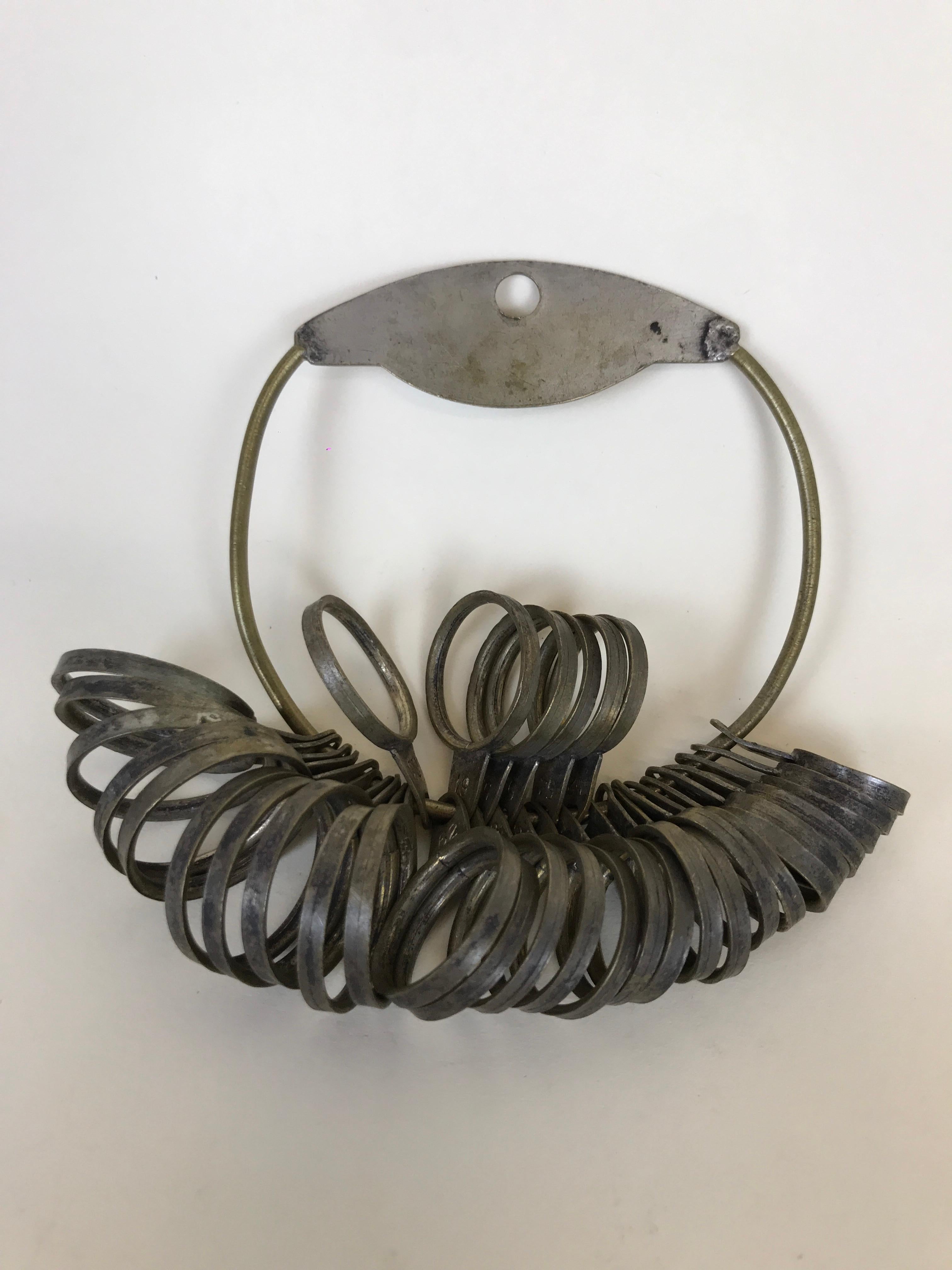 1940s Italian Vintage Industrial Ring Sizer in Metal For Sale 1