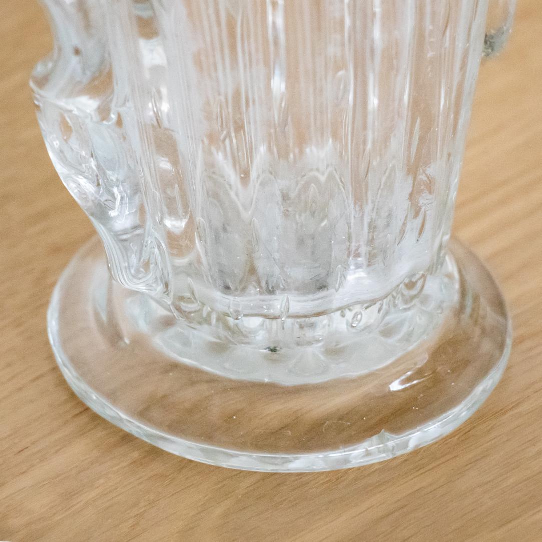 1940's Italian Wavy Glass Vase 2
