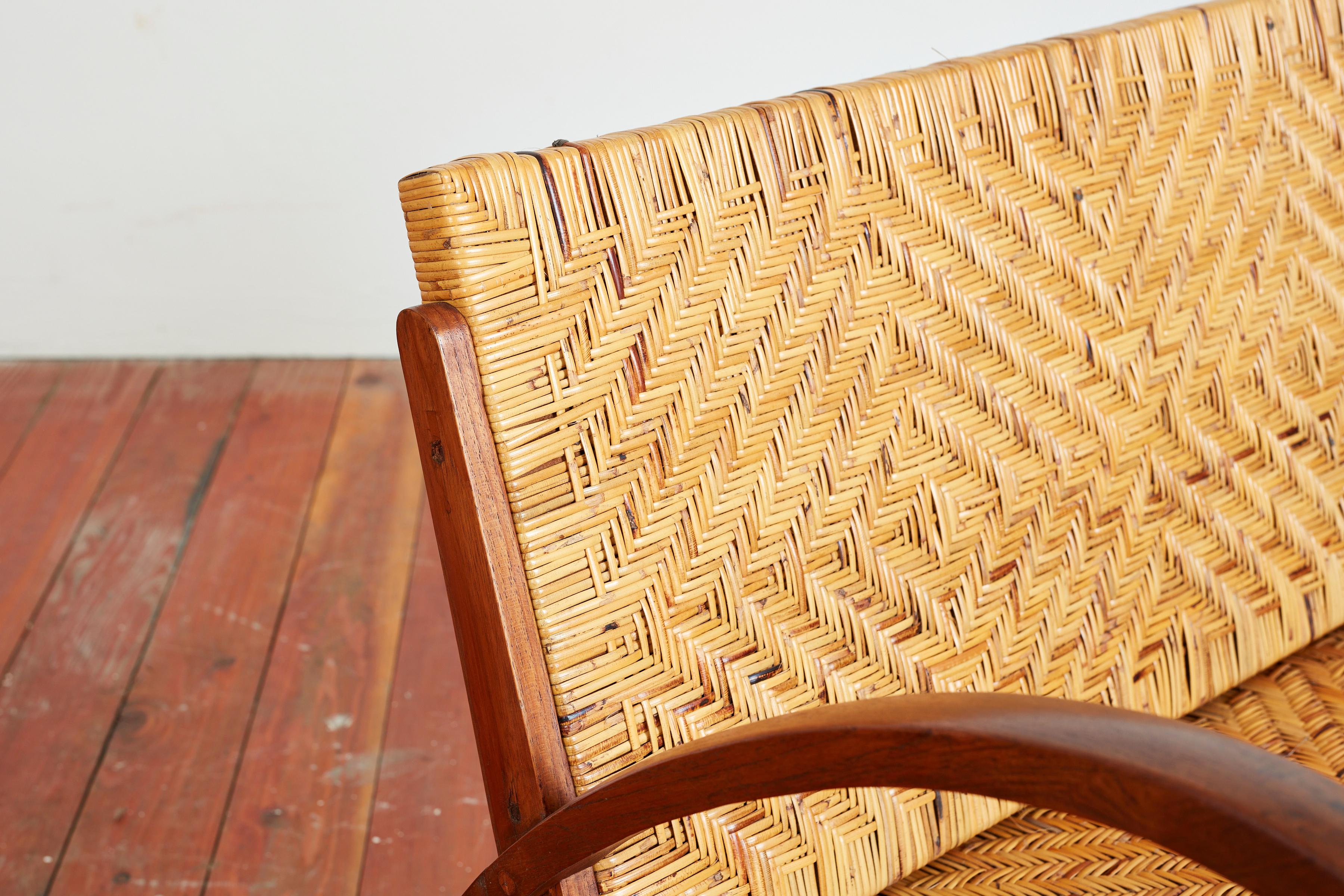 1940s Italian Wicker Settee 8