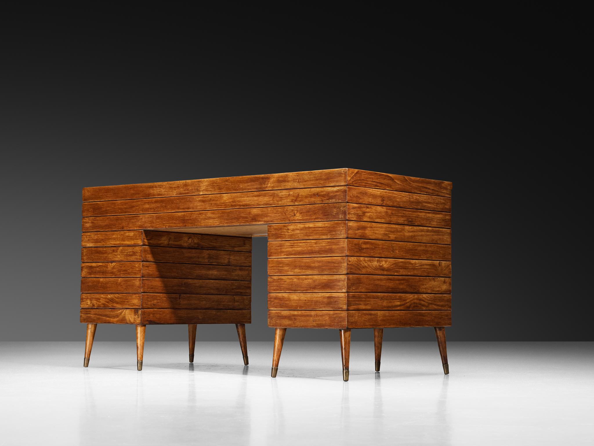 Escritorio italiano de los años 40 en fresno y latón en venta 2